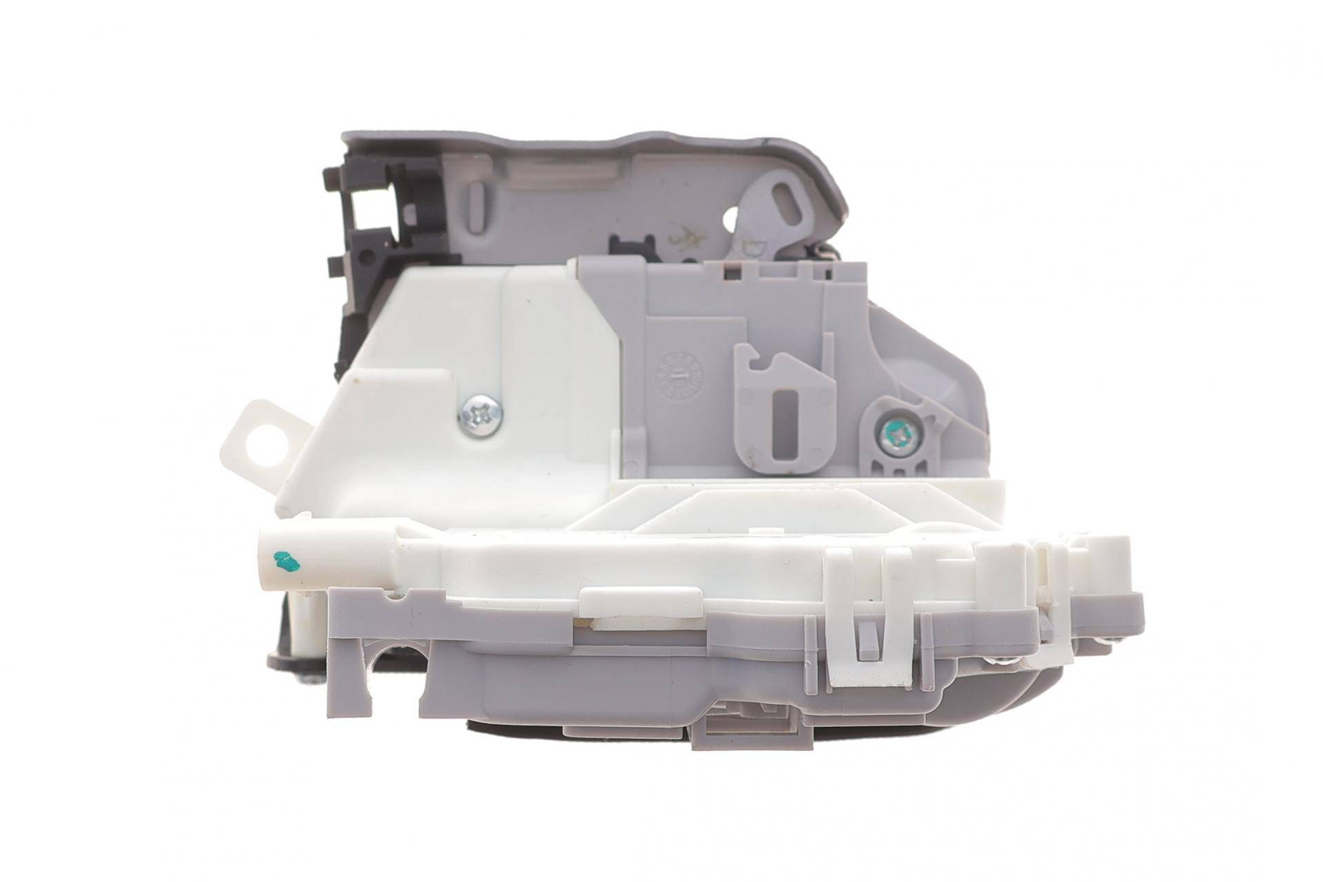 Замок дверей (передніх/R) Audi A4/A5/Q2/Q5 15-