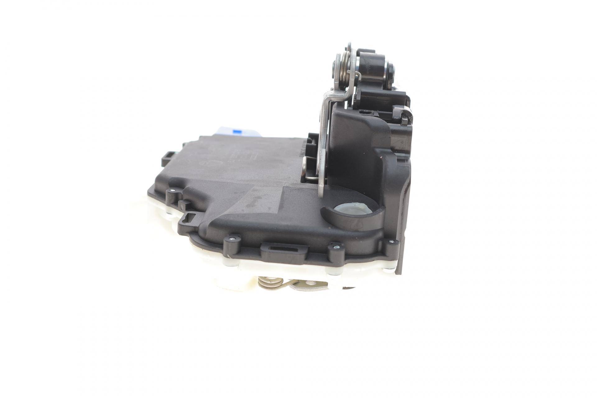 Замок дверей (передніх/R) Skoda Fabia/Roomster 06-15