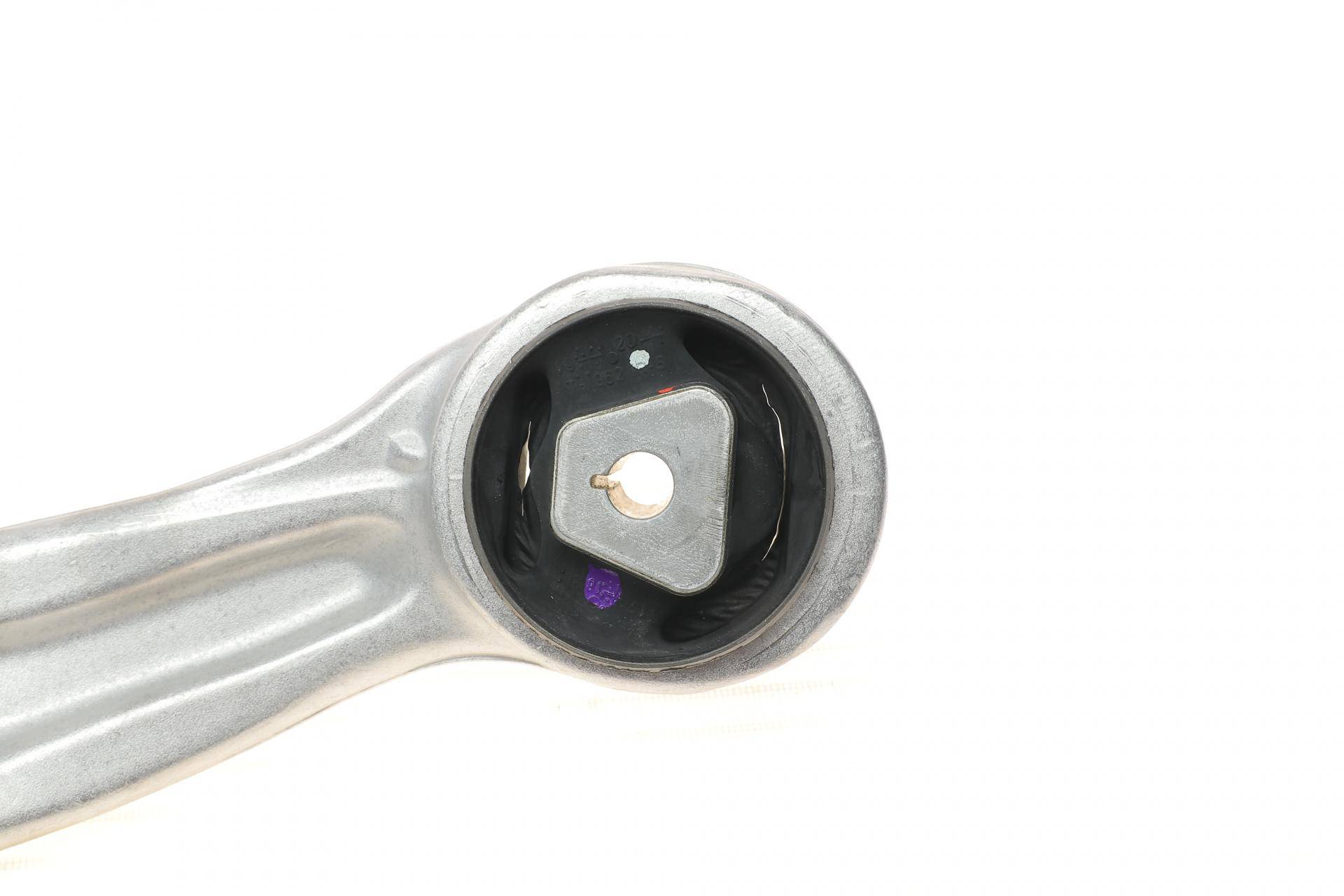 Важіль підвіски (передній) (L) BMW 5 (E60/E62) 04-10