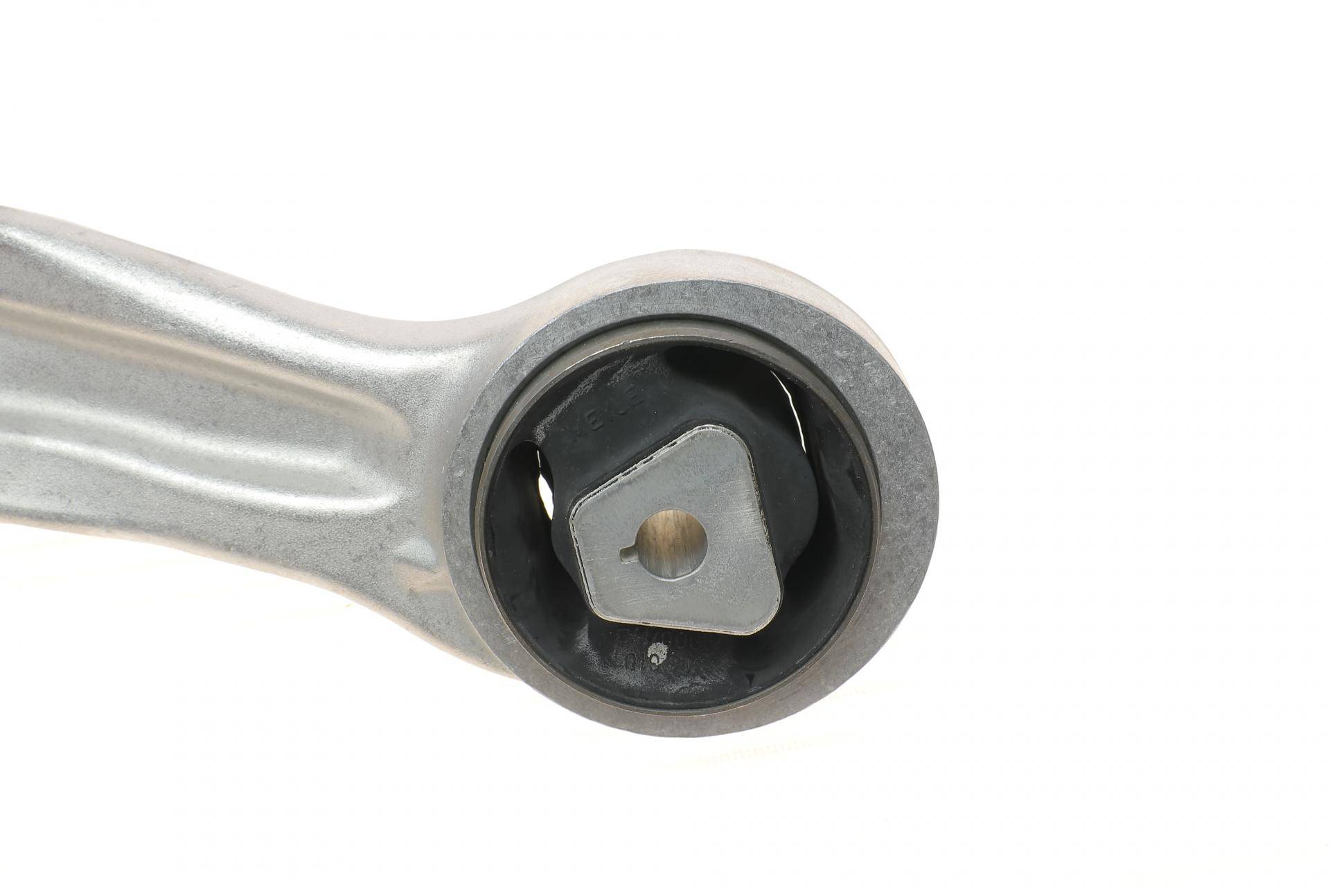 Важіль підвіски (передній) (L) BMW 5 (E60/E62) 04-10