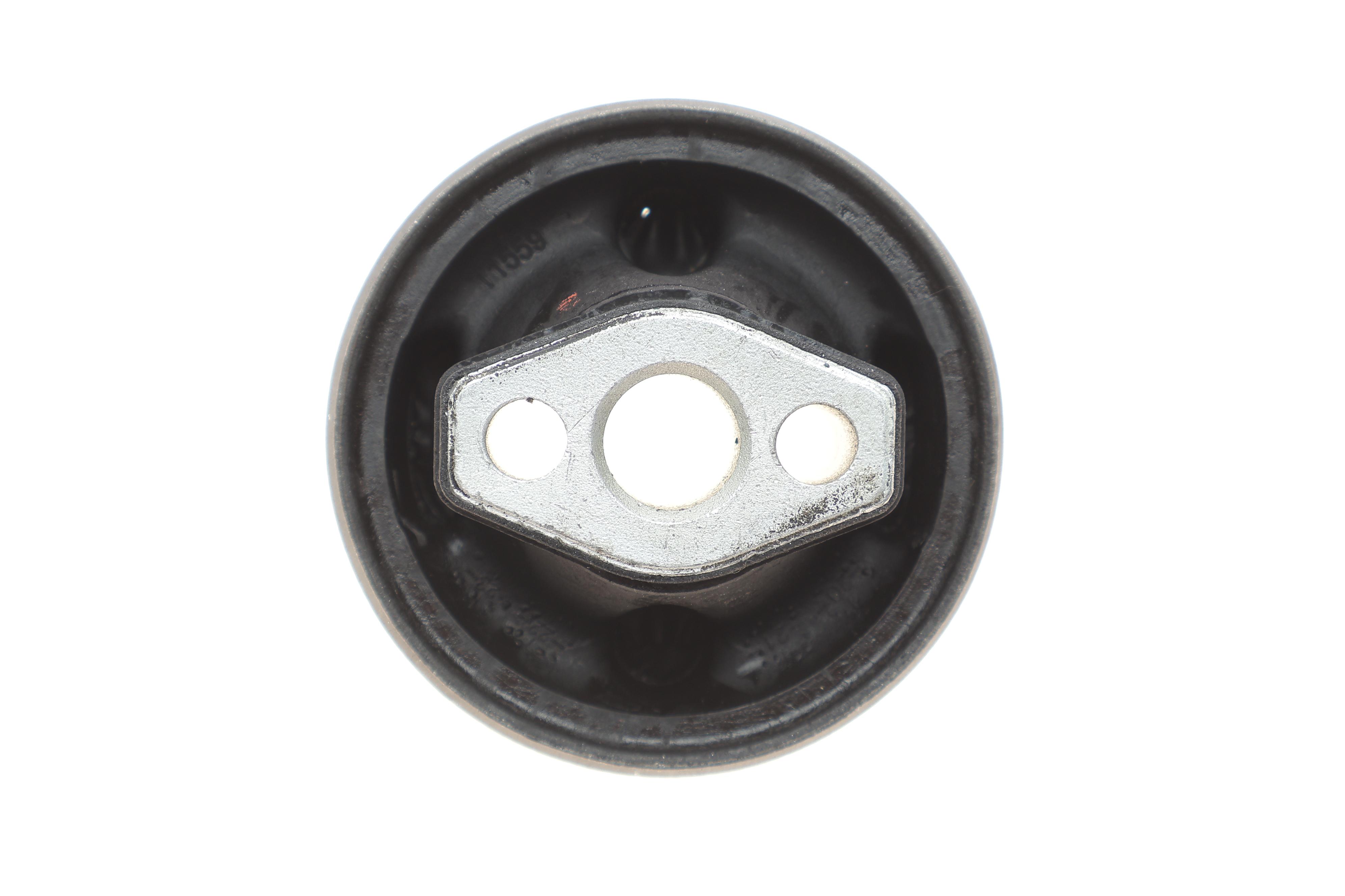 Сайлентблок важеля (переднього/ззаду/всередині) Chevrolet Trax/Opel Mokka 12-