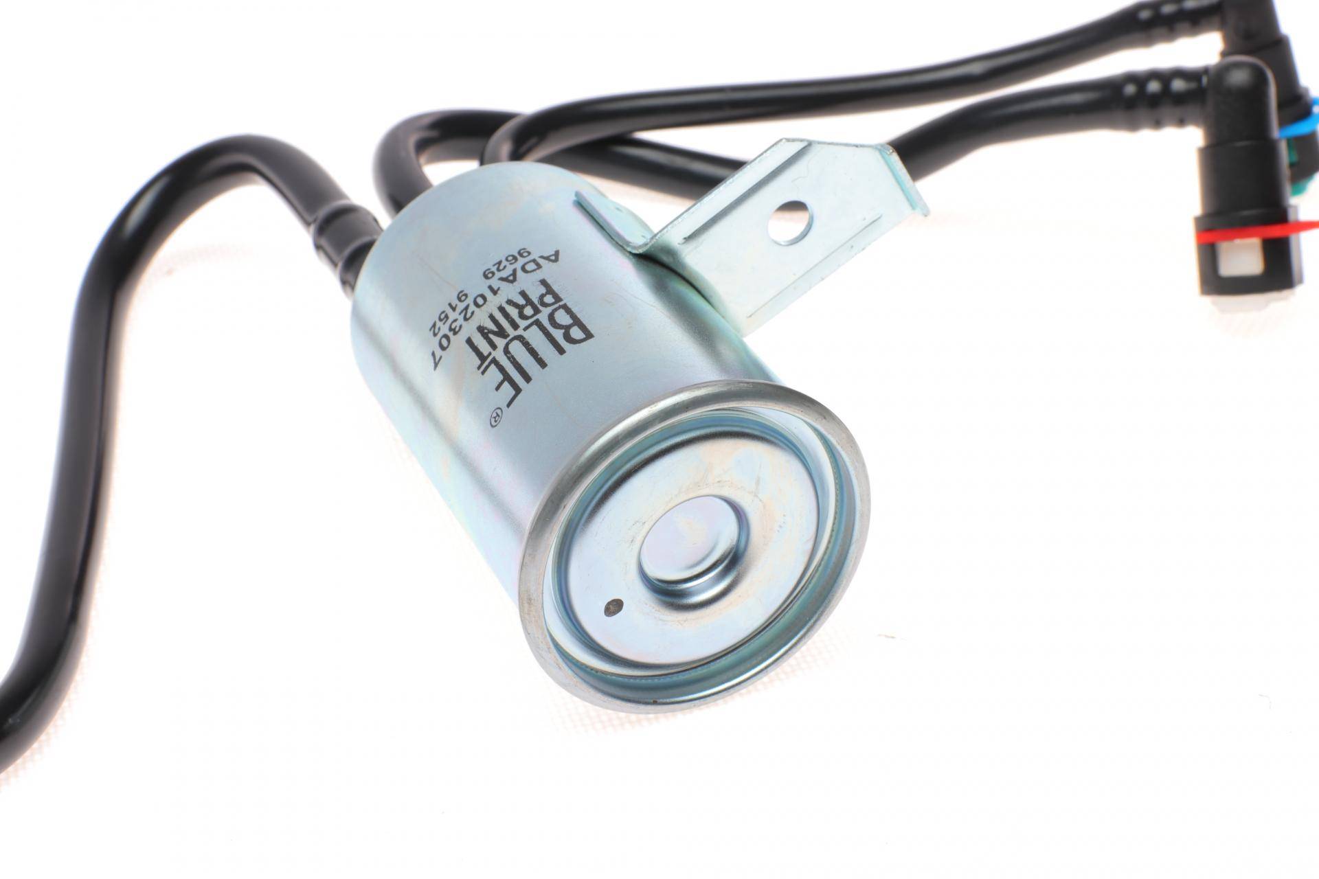 Фільтр паливний Chrysler Voyager/ Grand Voyager 2.0-3.8 95-01