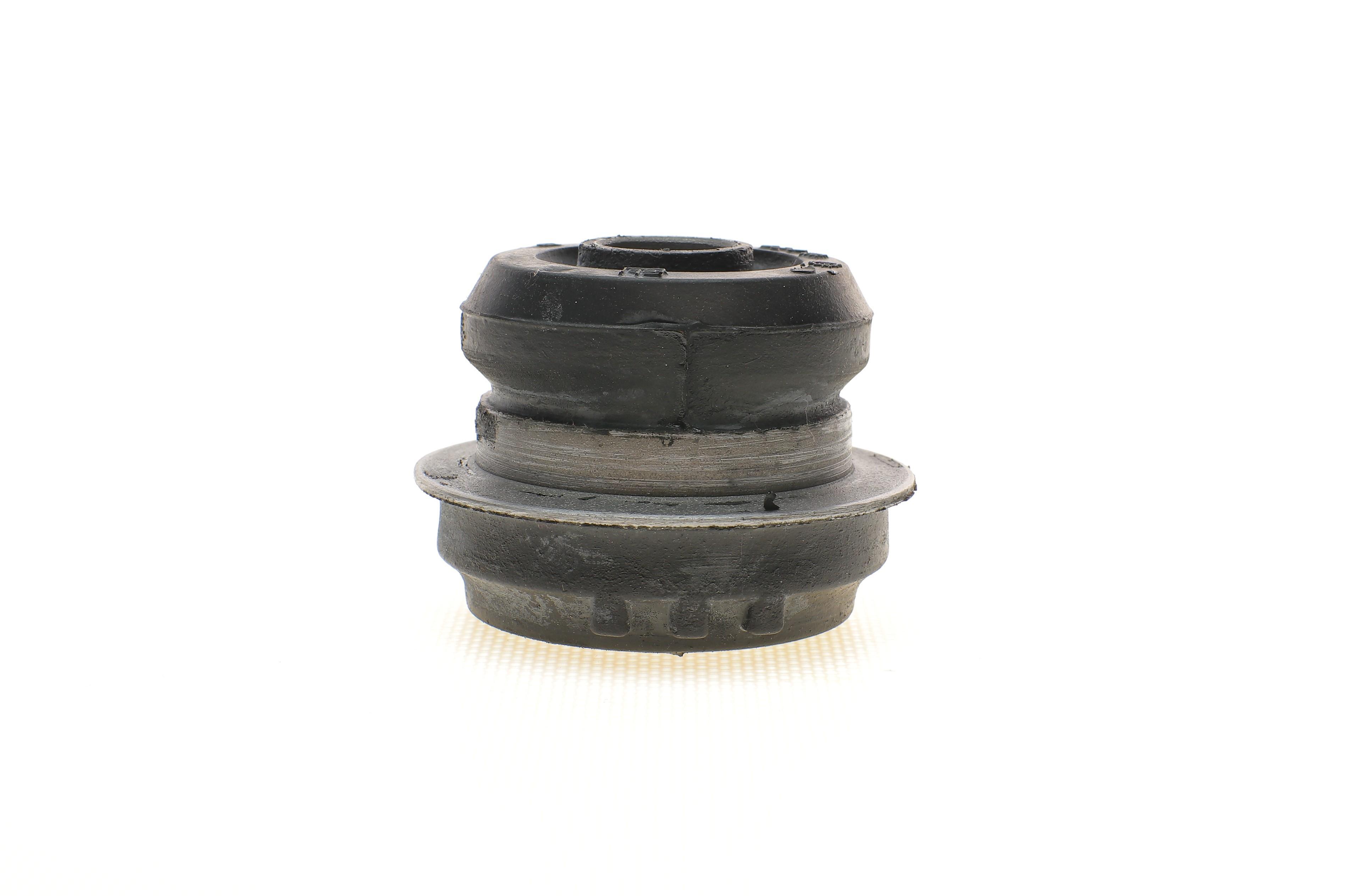 Сайлентблок важеля (переднього/знизу/спереду) MB 124/190 (W201) 86-95