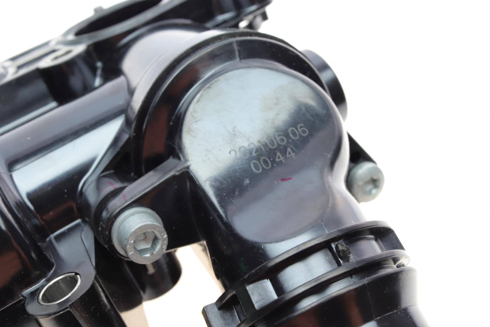 Корпус термостата VW Golf VI/Passat 1.8 TSI 09-14 (OE VAG)