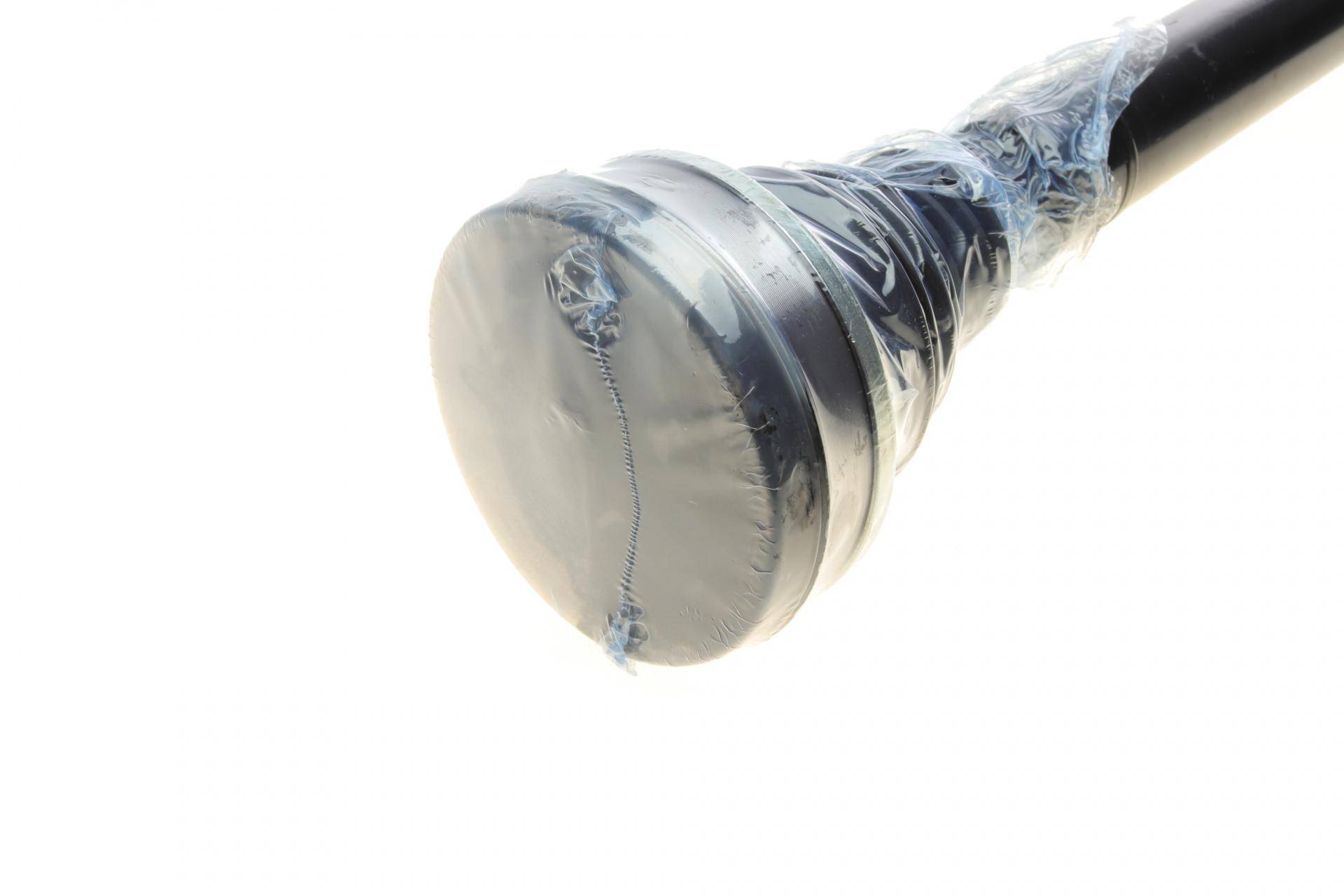 Піввісь (передня) VW Caddy/Golf 1.4-2.0 TDI 05- (R) (36x815)