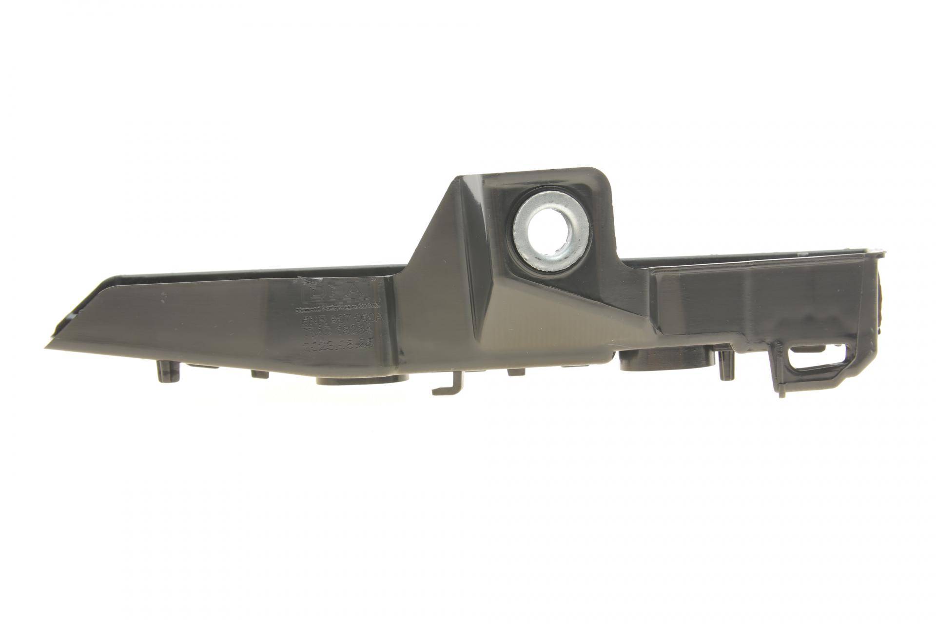 Кронштейн кріплення бампера (переднього/R) VW Tiguan 17-