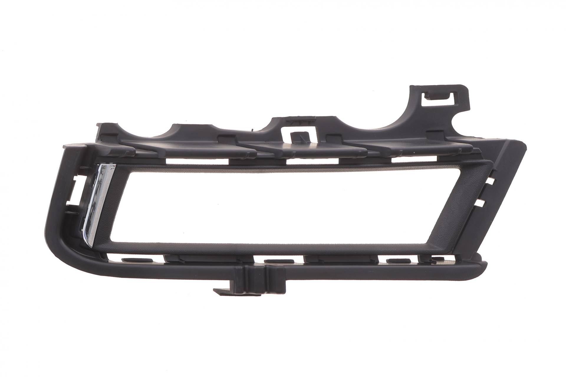 Вставка бампера (під протитуманку) VW Golf VII 12-20 (L)