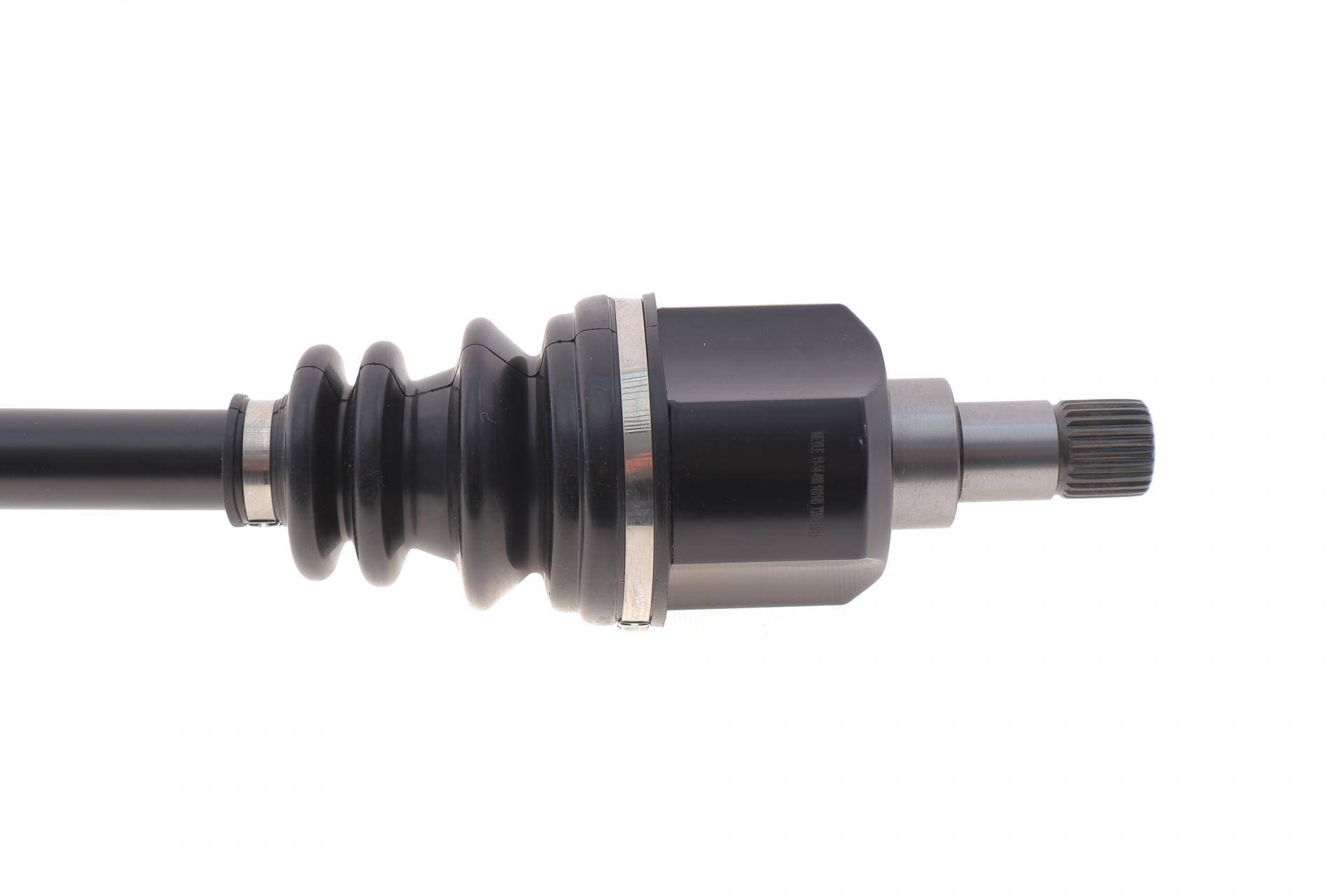 Піввісь (передня) Citroen C4/Peugeot 3008 14- (L) (28x24/688)