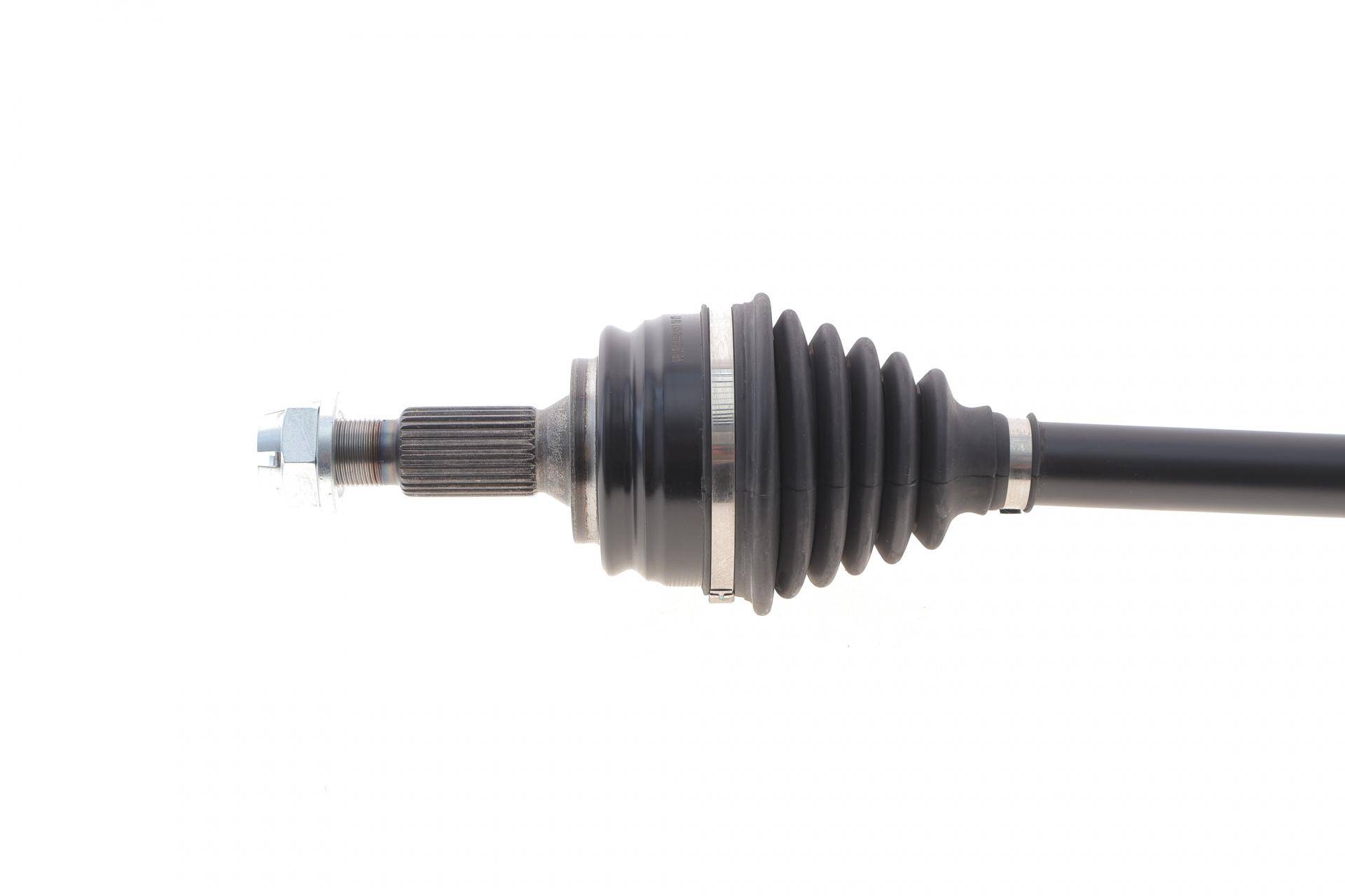 Піввісь (передня) Citroen C4/Peugeot 3008 14- (L) (28x24/688)