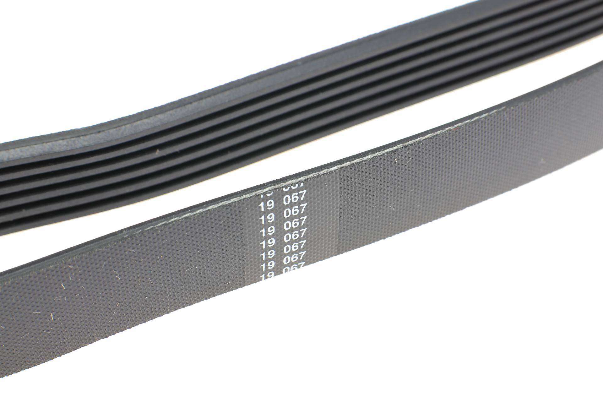 Ремінь генератора BMW 3 (E46) 2.0d 01-05