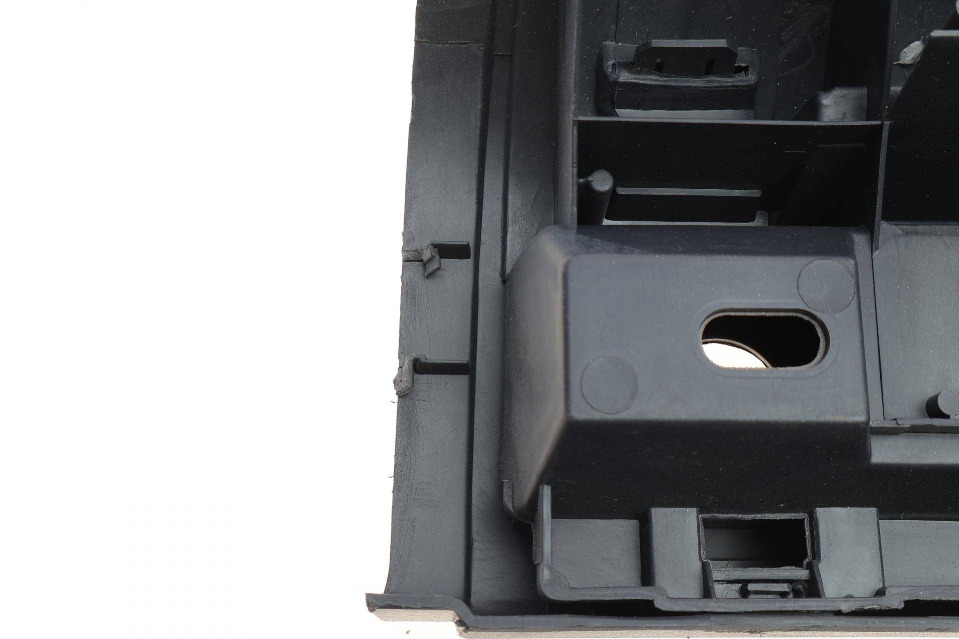 Бампер (задній) MB Sprinter 96-06 (без підніжки) (незначне пошкодження при транспортуванні)