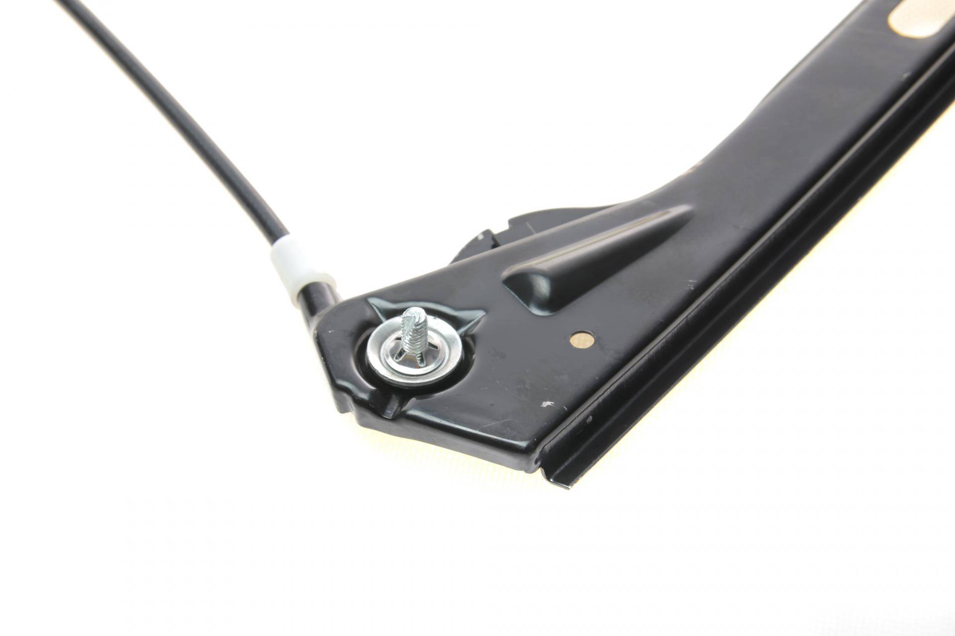 Склопідіймач (передній) VW Golf 03-09 (R) (електро) (без моторчика)