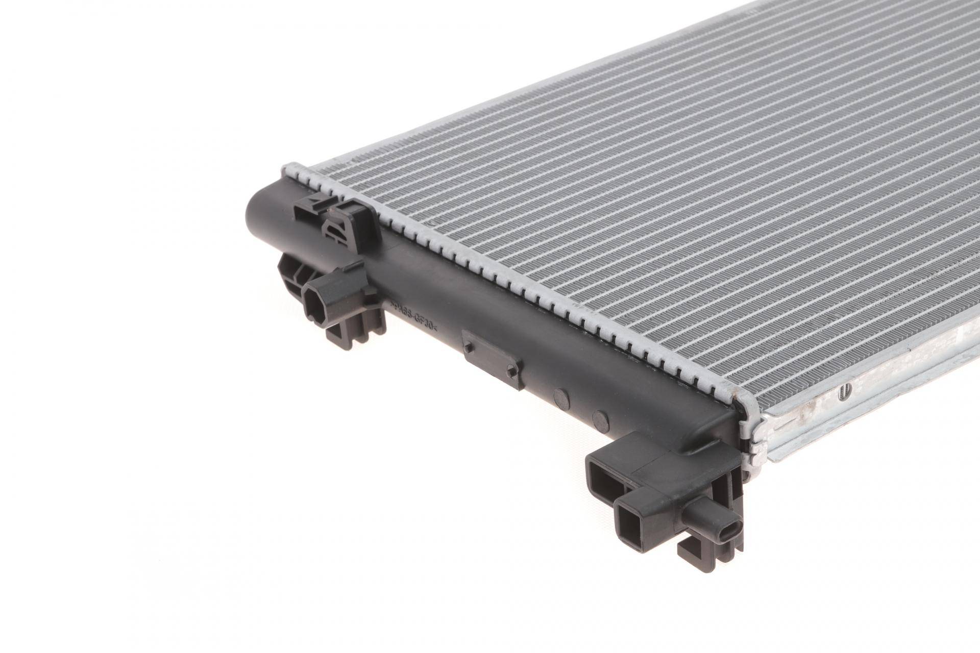 Радіатор охолодження VW Golf VII/Skoda Octavia 12-