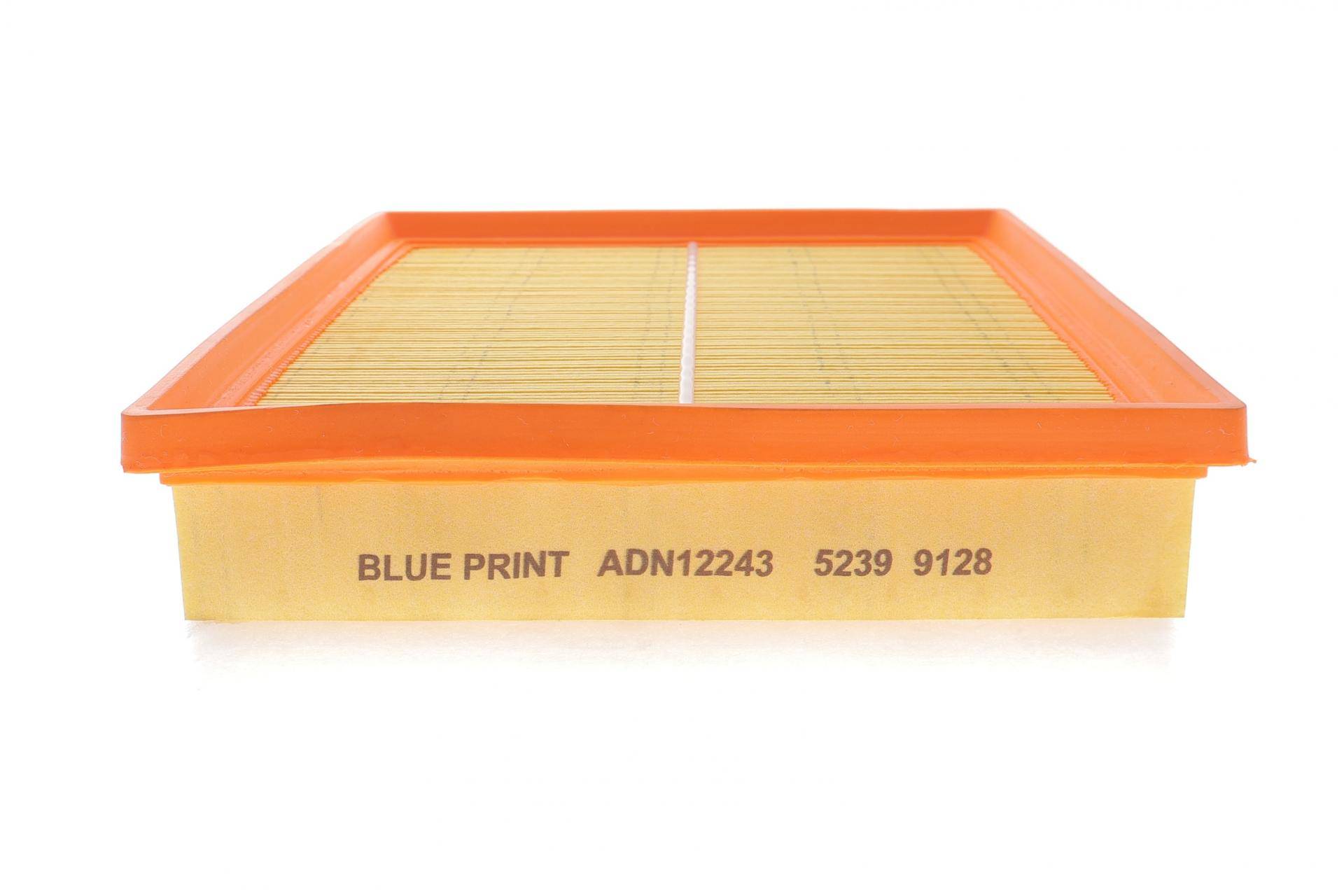 Фільтр повітряний Renault Master 2.2dCi/2.5dCi 03-/Opel Movano 2.2DTI/2.5CDTI 03-10