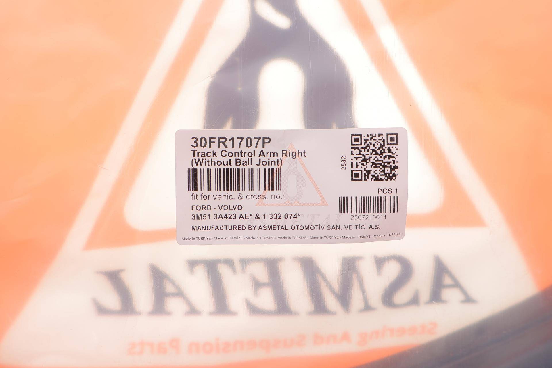 Важіль підвіски (передній/знизу) (R) Ford C-Max 07-10/Focus/Volvo C30/C70/S40/V50 04-12 (без кульової)