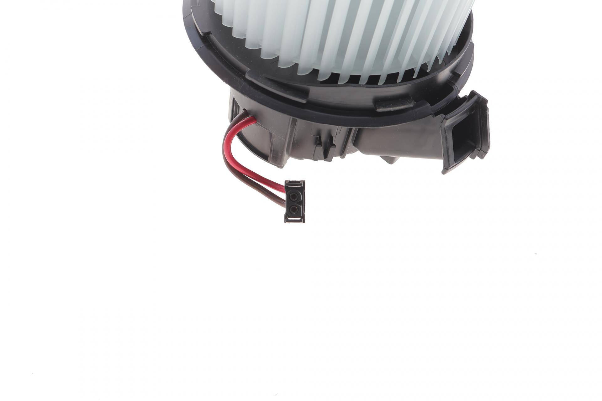 Моторчик пічки MB C-class (W204/A207/C207)/E-class (W212) 07-