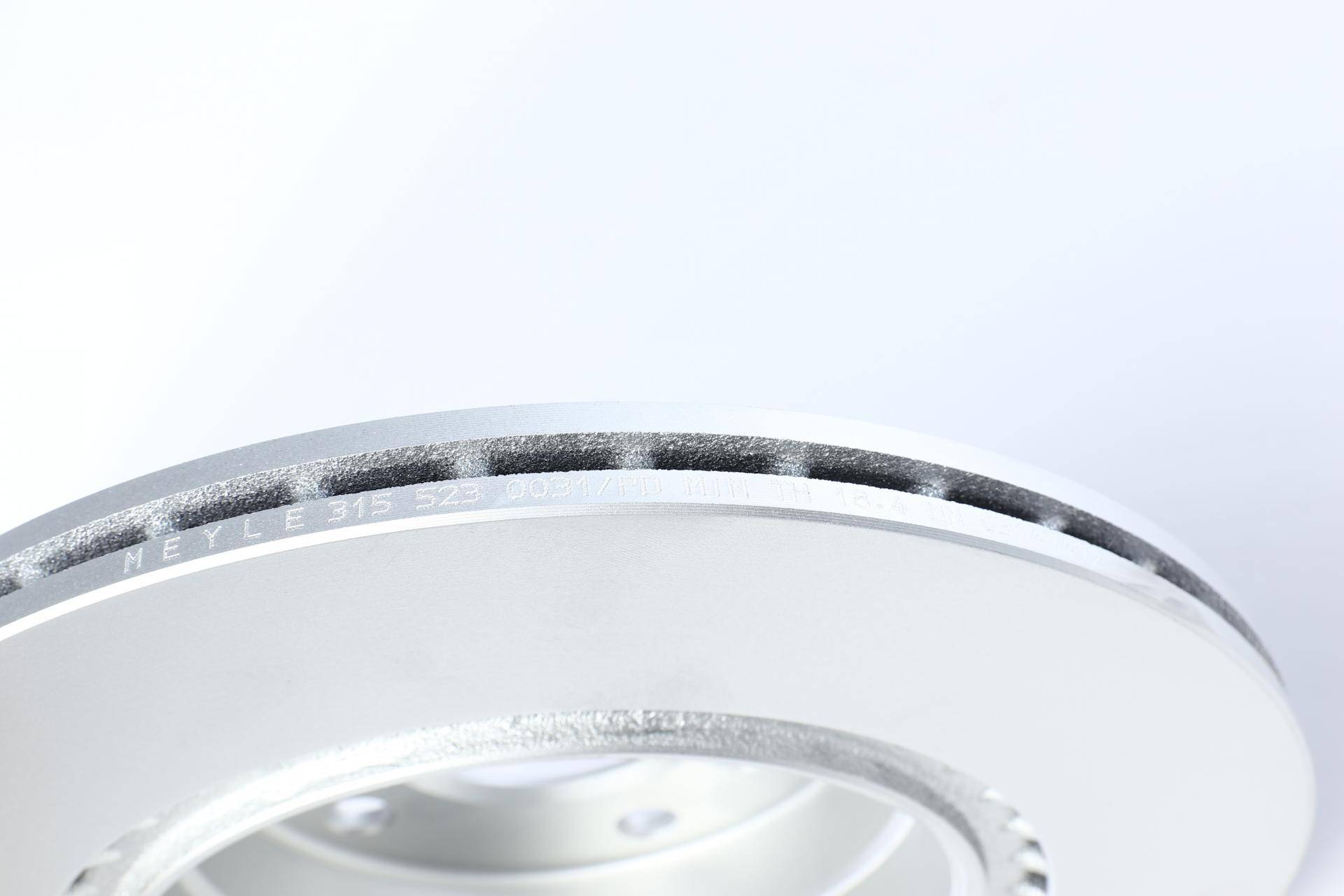 Диск гальмівний (задній) BMW 1 (E81/E87/F20/F21)/2 (F22, F87/(F23)/3 (E90/E92/E93/F30/F80) 04-