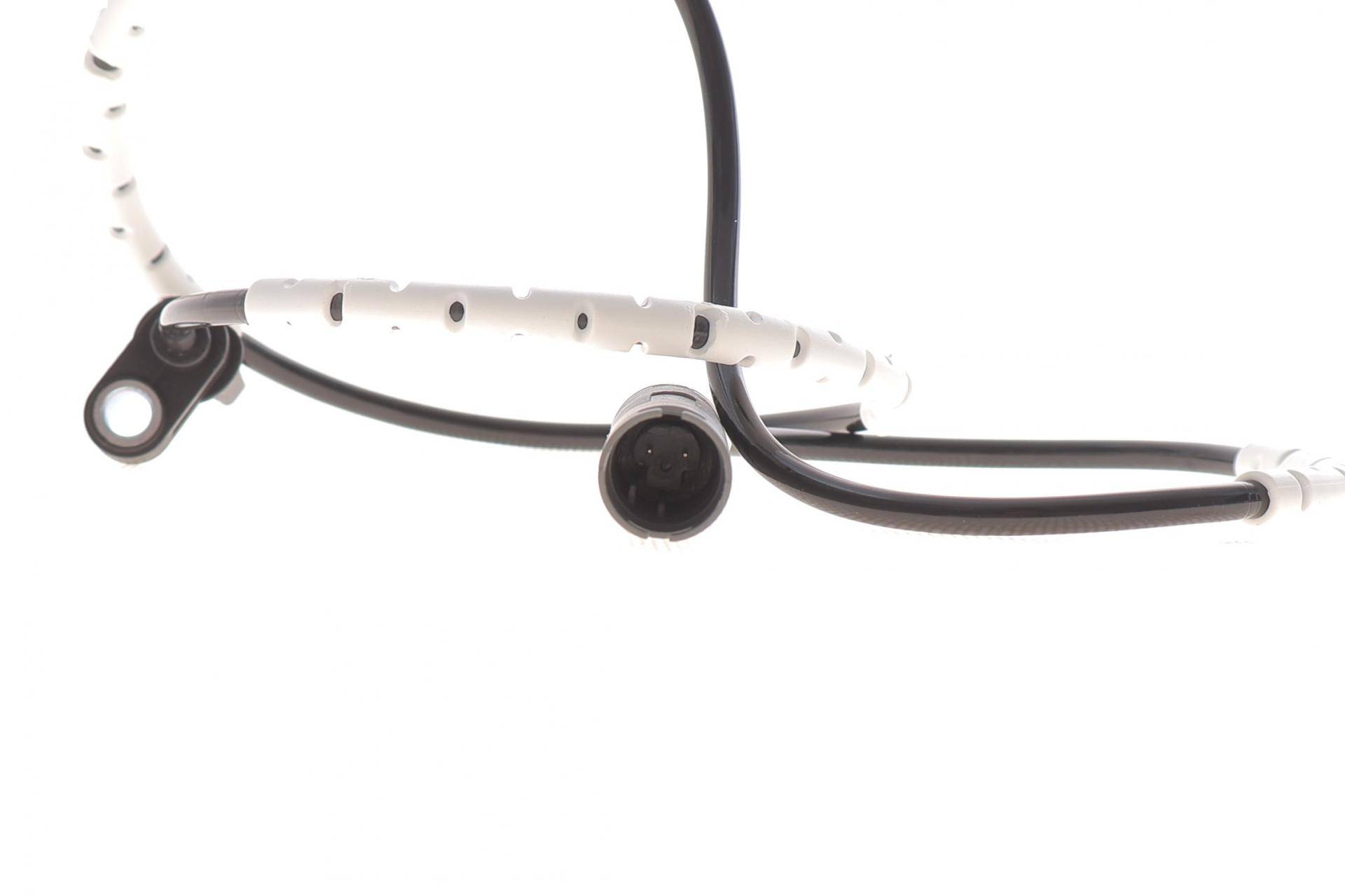 Датчик ABS (задній) BMW 3 (E90/E91/E92/E93) 04-13 (L=889)