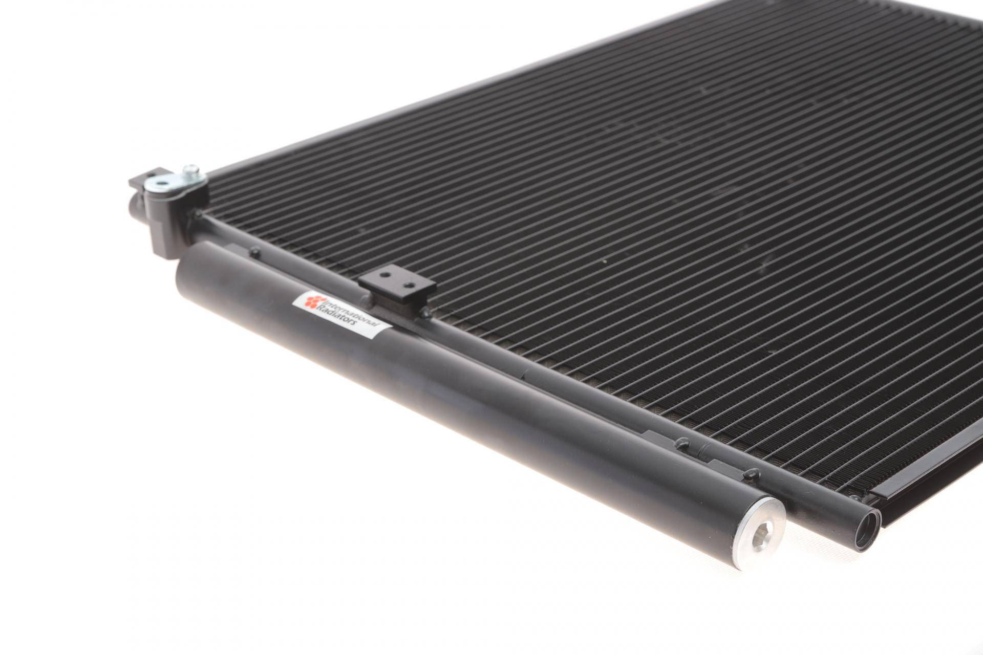 Радіатор кондиціонера (з осушувачем) Toyota Land Cruiser 3.0D 02-09