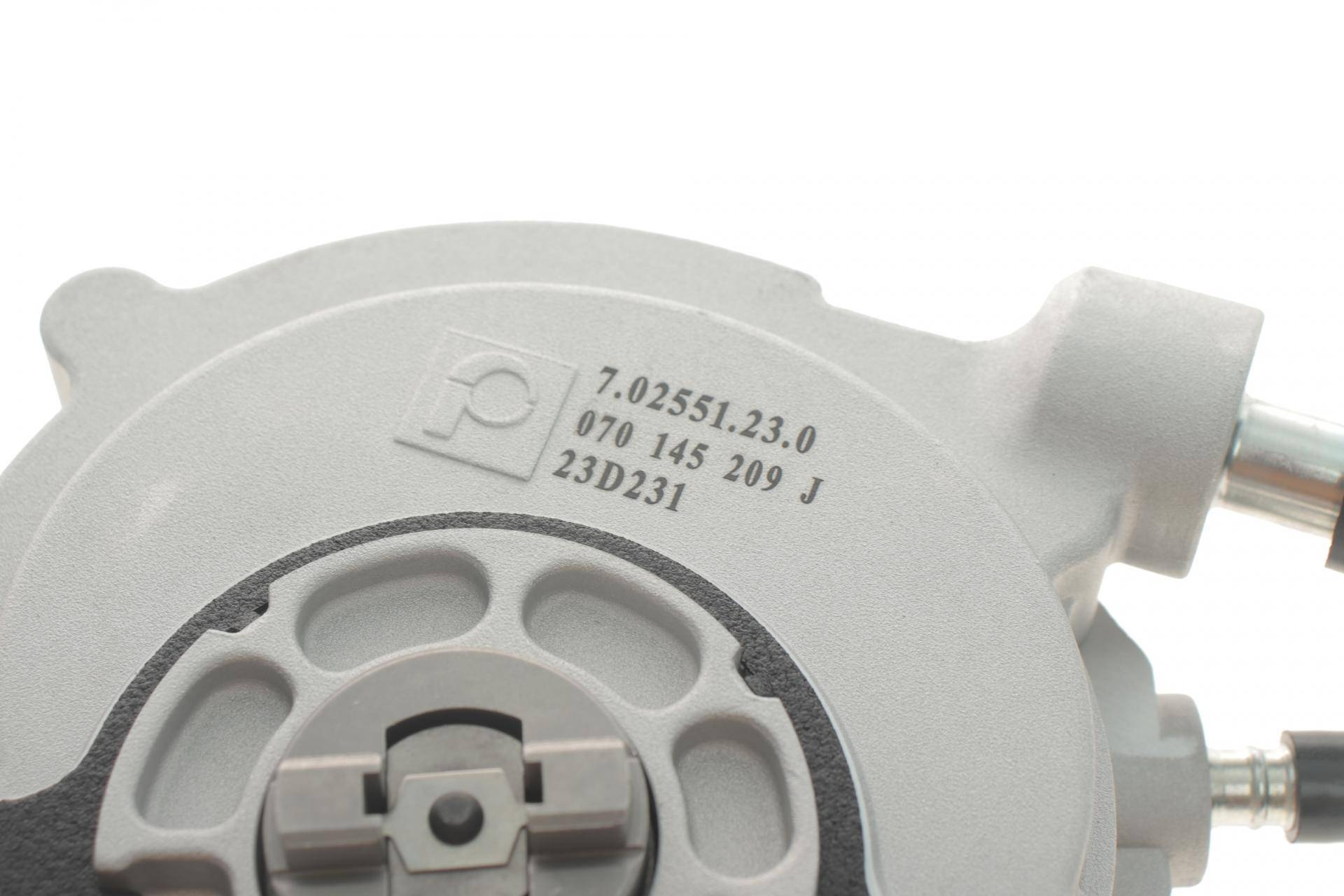 Насос тандемний (вакуумно-паливний) VW T5 2.5 TDI 03-09