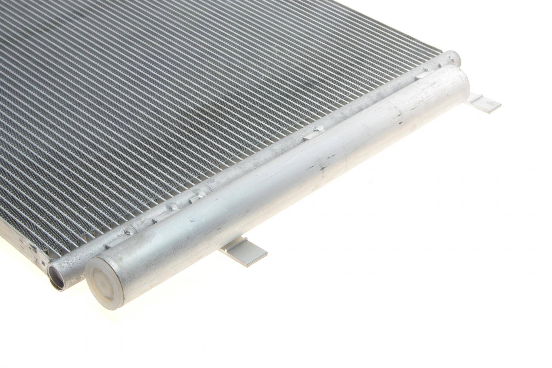 Радіатор кондиціонера (з осушувачем) Hyundai Santa Fe III 2.0CRDI/2.2CRDI 12-