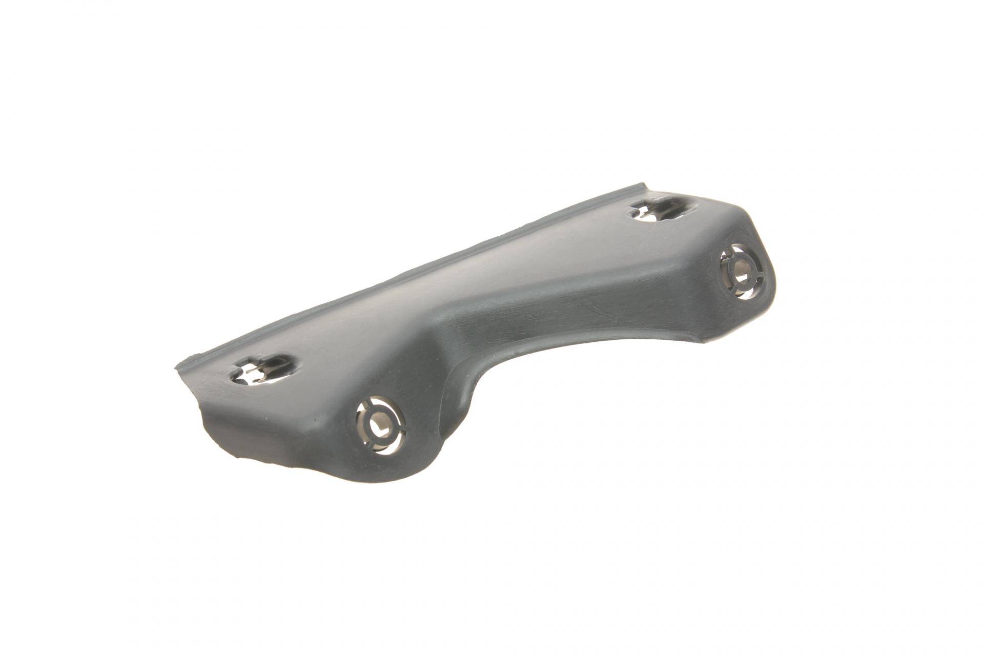 Кронштейн кріплення бампера (переднього/L) VW Passat 06-11