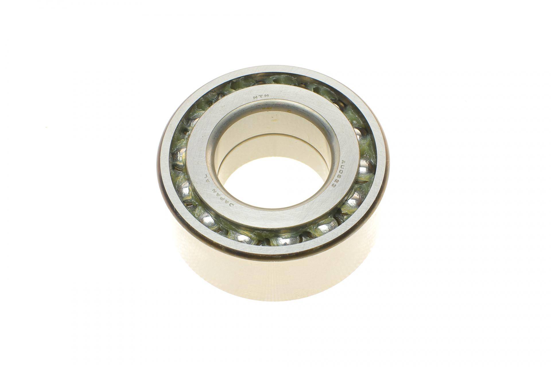 Підшипник маточини (передньої) Mitsubishi Galant/Lancer 1.6-2.4 84-03 (40x80x34)