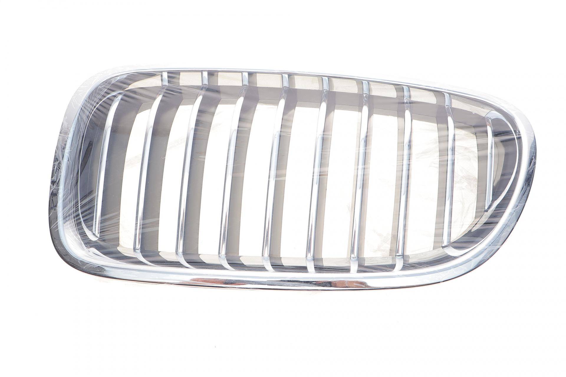 Решітка радіатора BMW 5 (F10) 13-16 (L) (хром)
