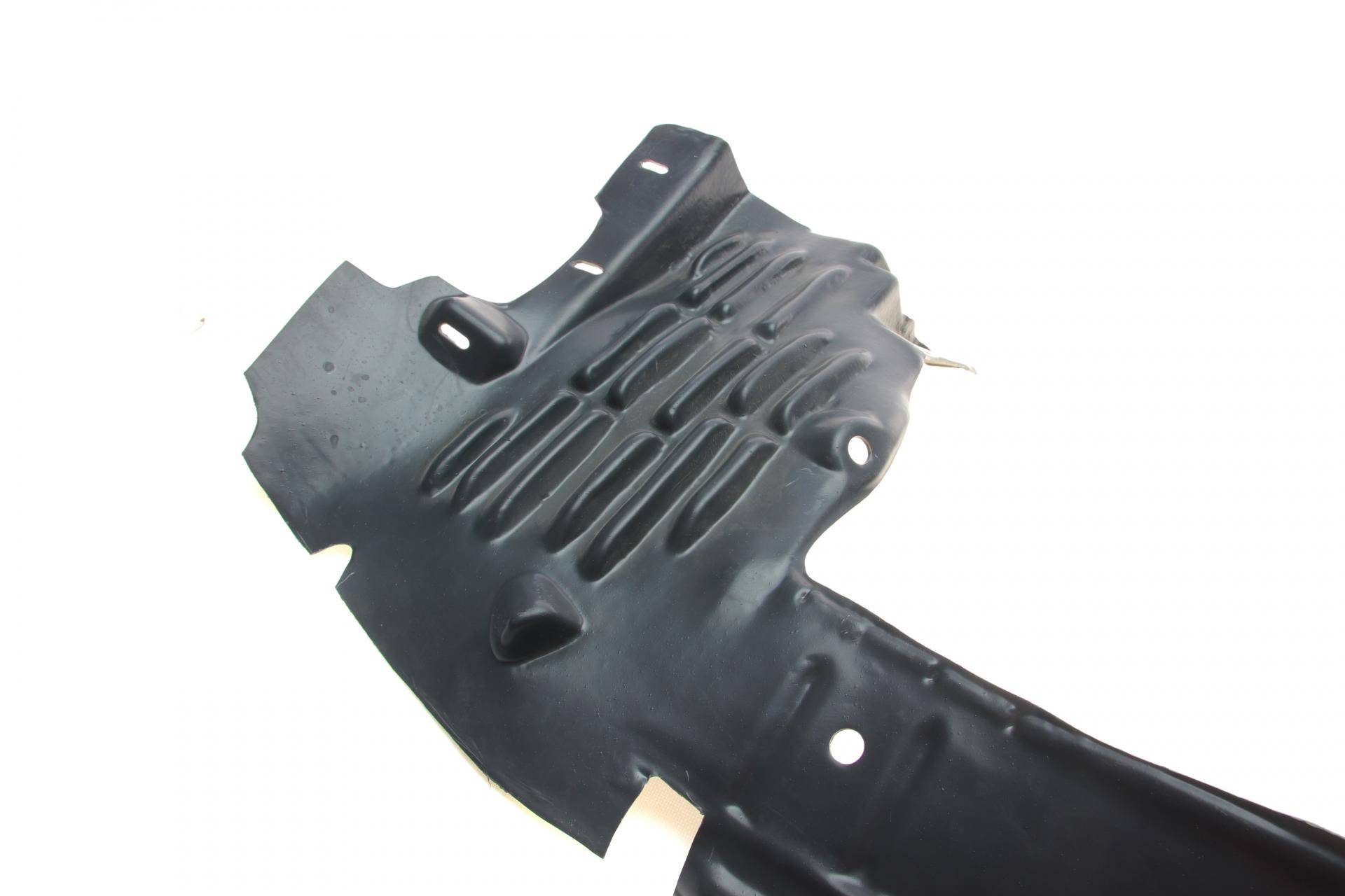 Підкрильник (передній) MB E-class (W210) 00-02 (L)