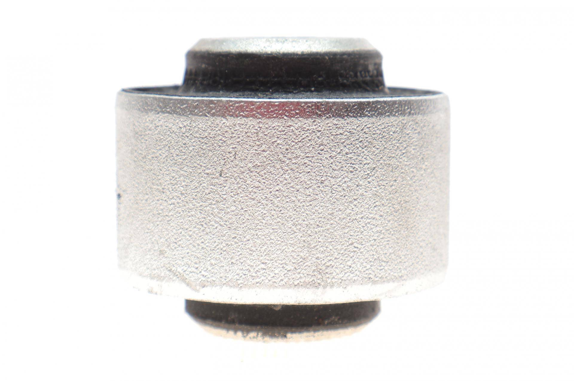 Сайлентблок важеля (переднього/зверху/спереду/ззаду) Audi A4/A6/A8 94-