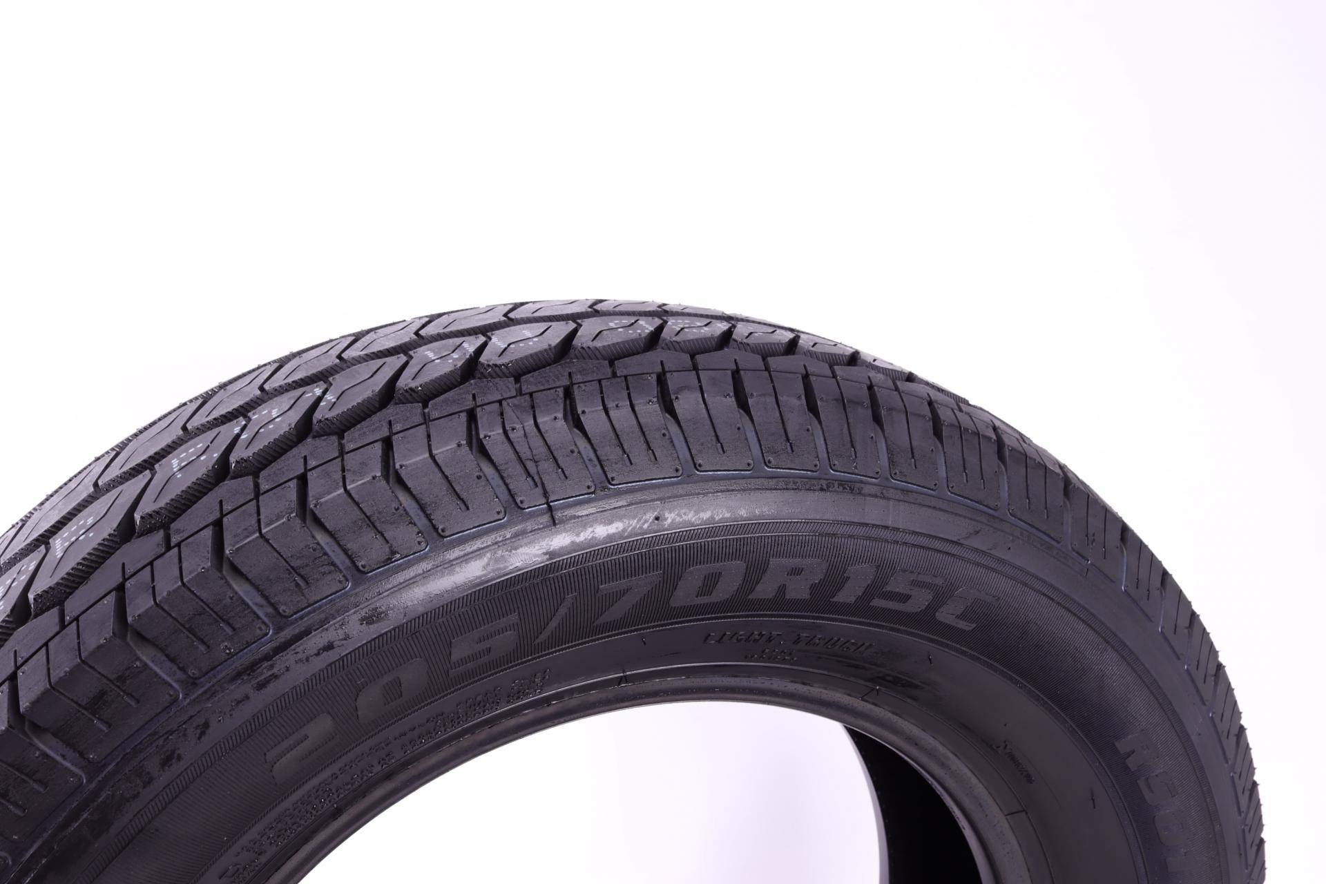 Шина DurableMax RS01 205/70 R15C 106/104T (літня)