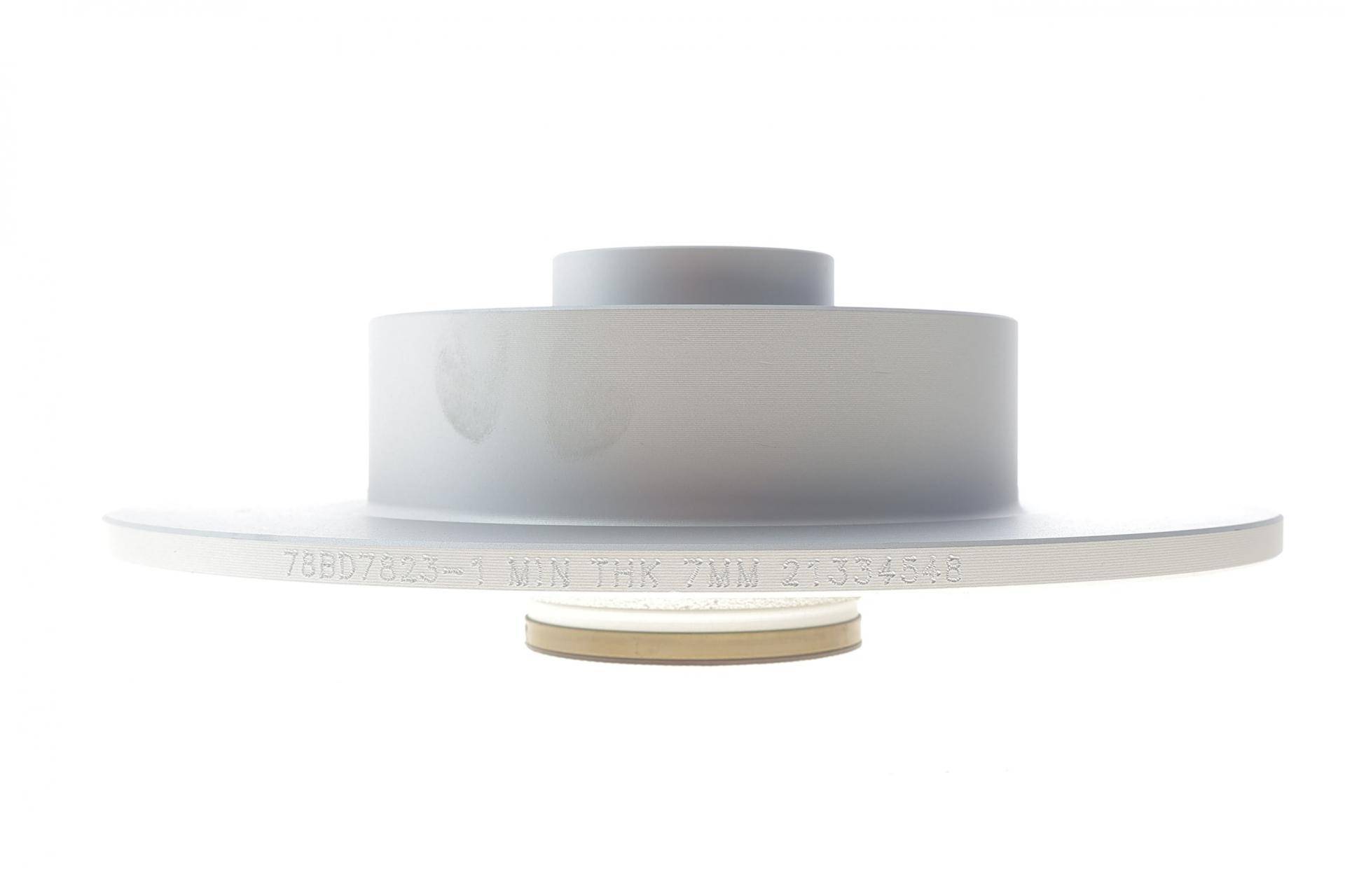 Диск гальмівний (задній) Renault Megane 96-/Clio 05- (240х8)(+ABS)(з підшип.)(з покр.)(+ESP)(повний)