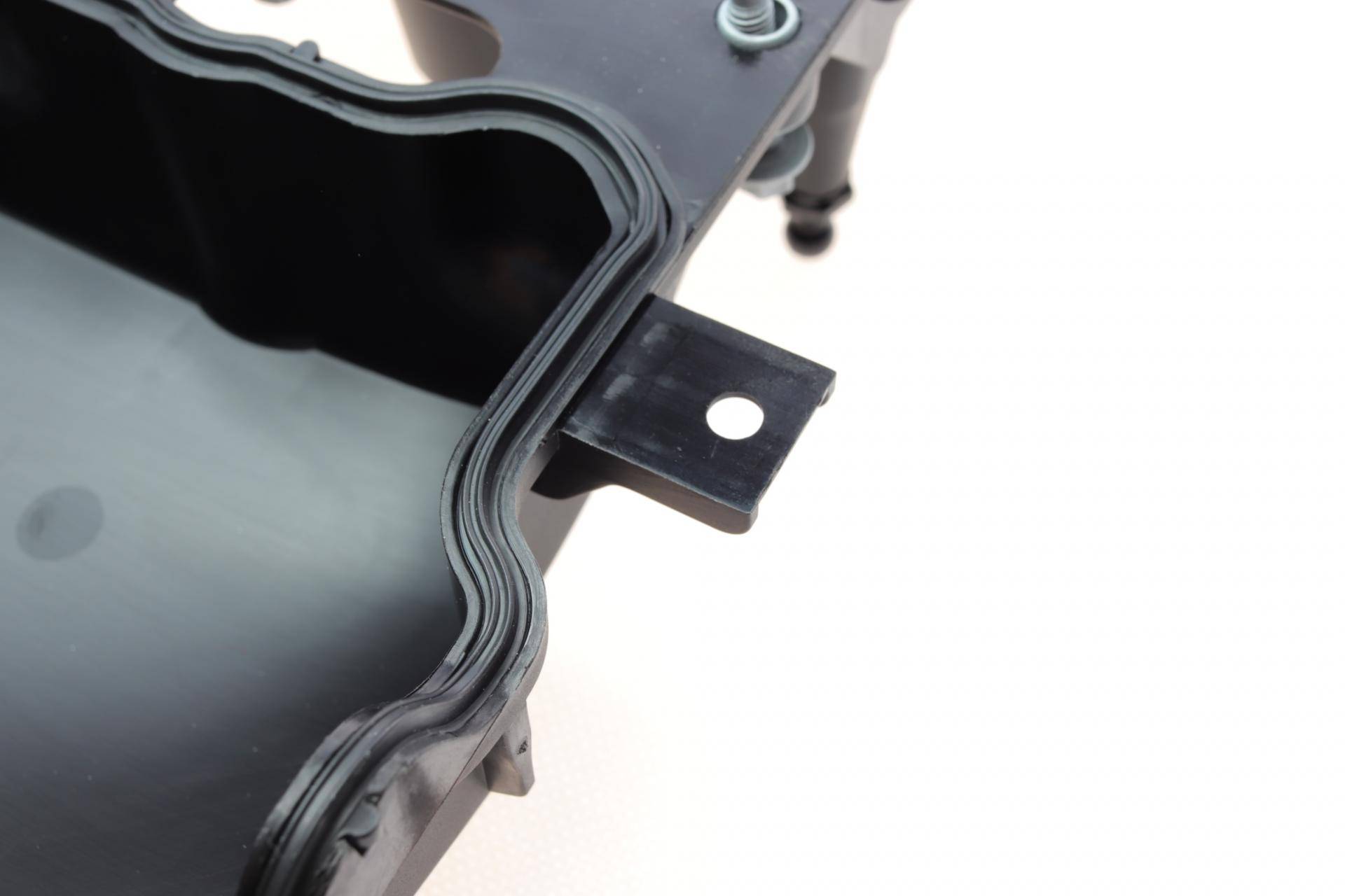 Кришка клапанів BMW 3 (F30/F80)/5 (G30/F90)/7 (G11/G12) 15- B58