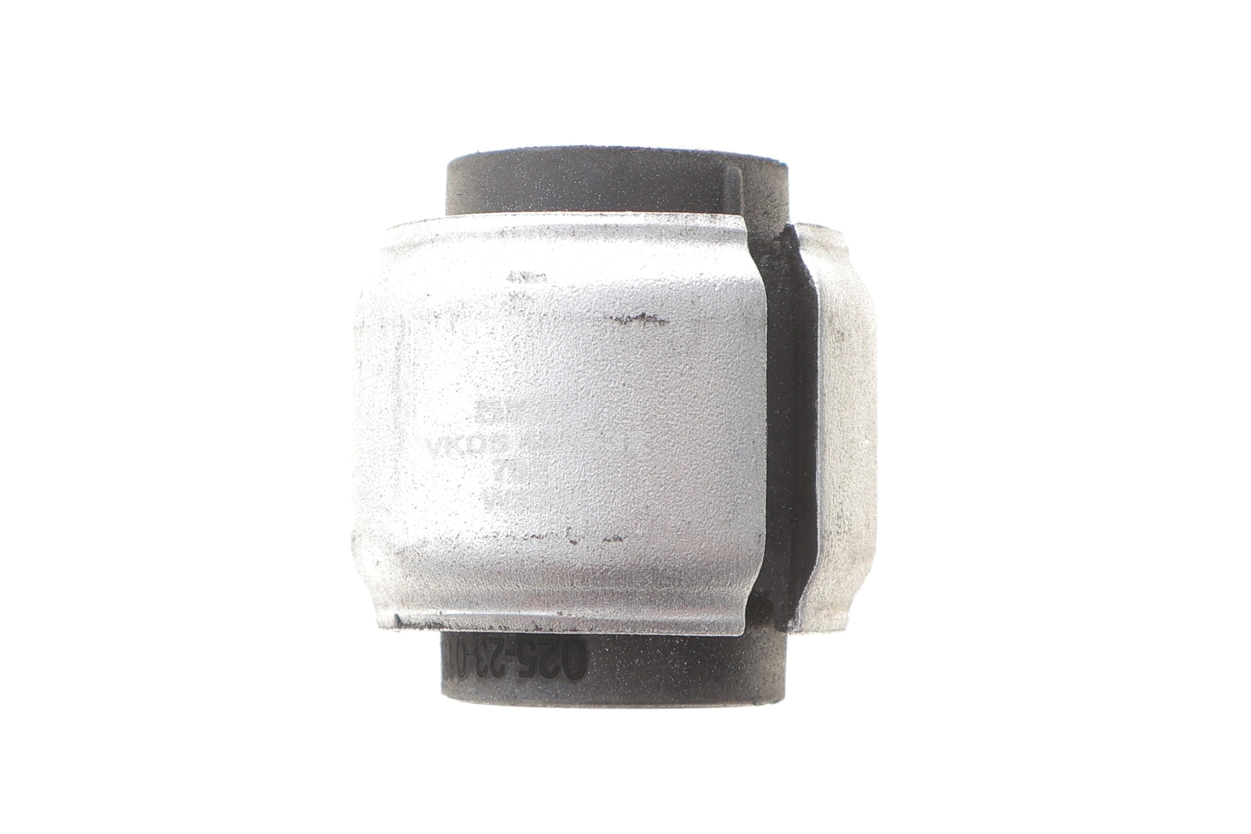 Сайлентблок важеля (заднього/зверху) BMW 5 (G30/G31)/6 (G32)/7 (G11/G12) 14-