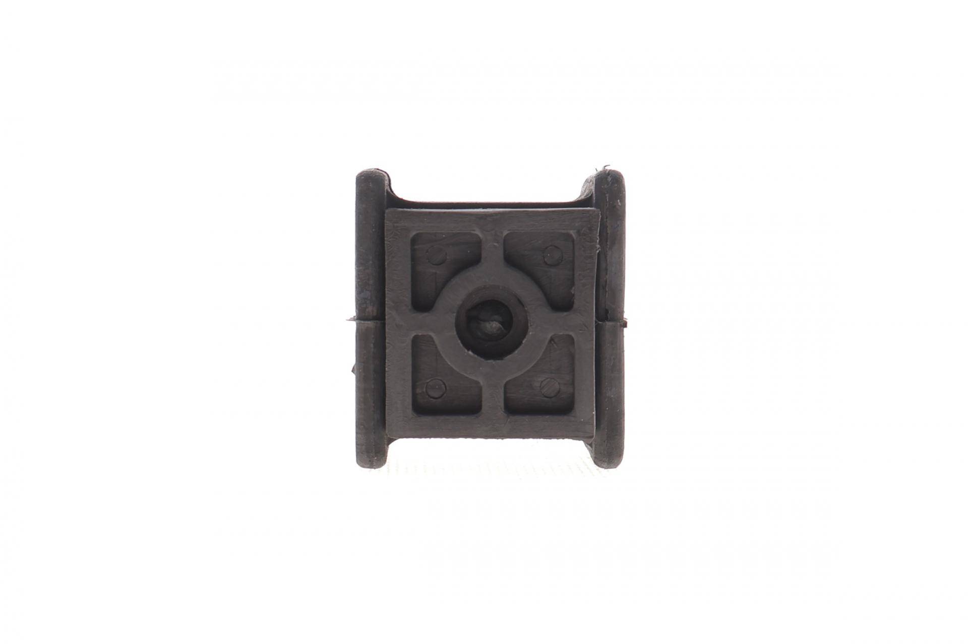 Втулка стабілізатора (переднього) Toyota Corolla IX Verso 04-