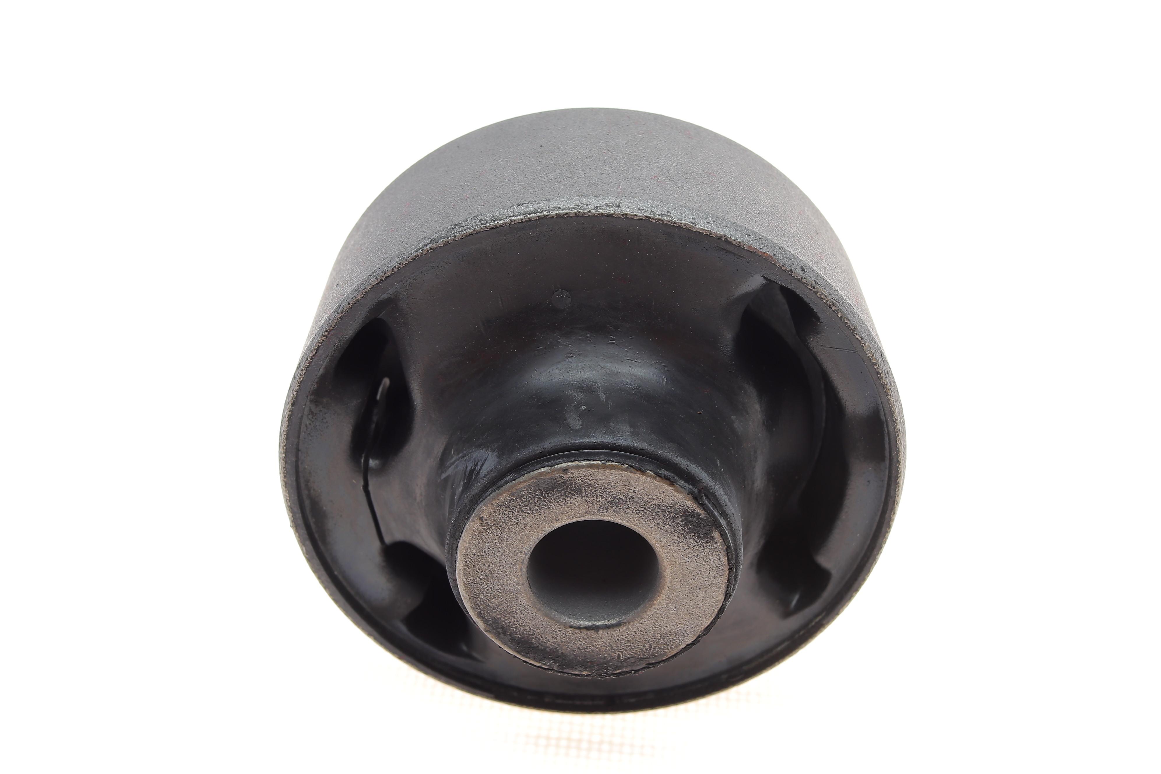 Сайлентблок важеля (переднього/знизу/спереду) Honda Accord VII 98-08 (14x30/74x60)