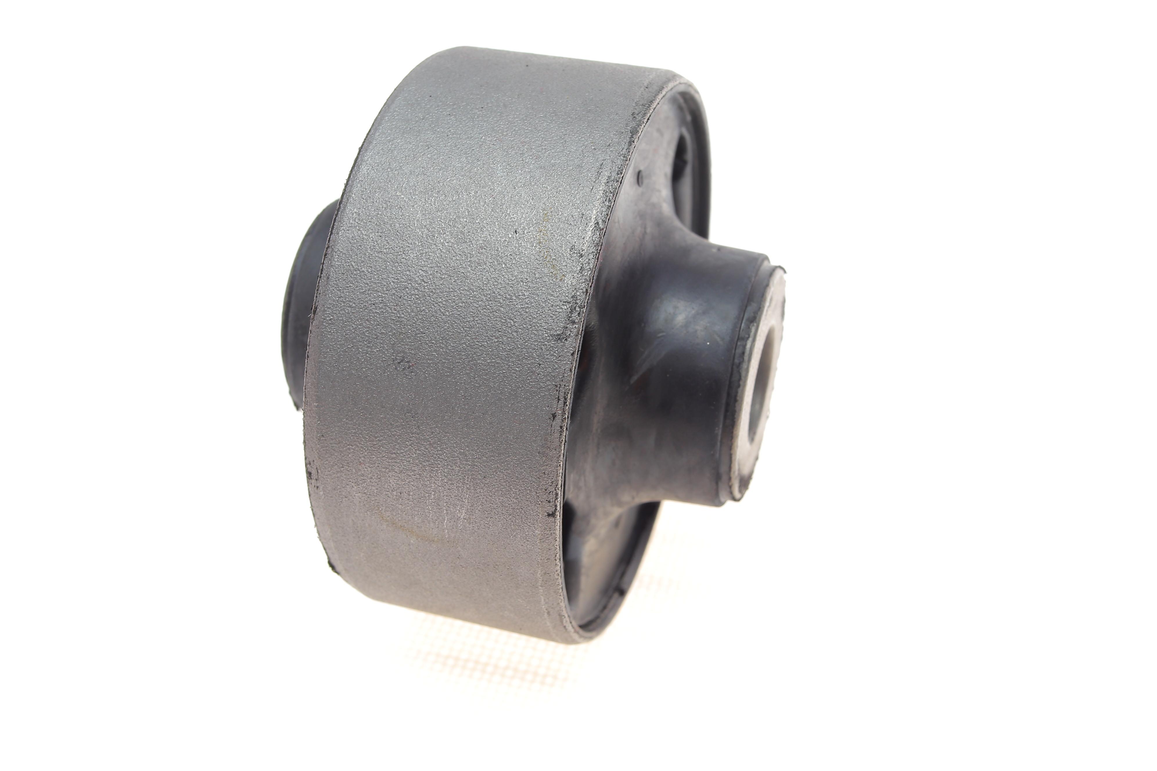 Сайлентблок важеля (переднього/знизу/спереду) Honda Accord VII 98-08 (14x30/74x60)