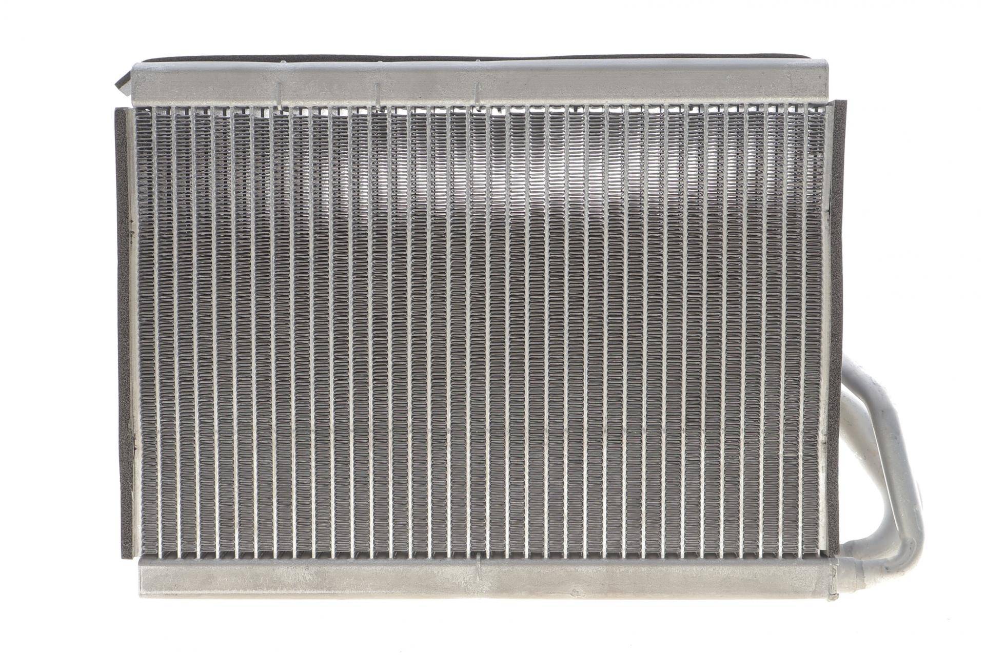 Радіатор кондиціонера Audi A4 B8/A5/Q5 1.8/2.0/3.0TDI/TFSI 07-17