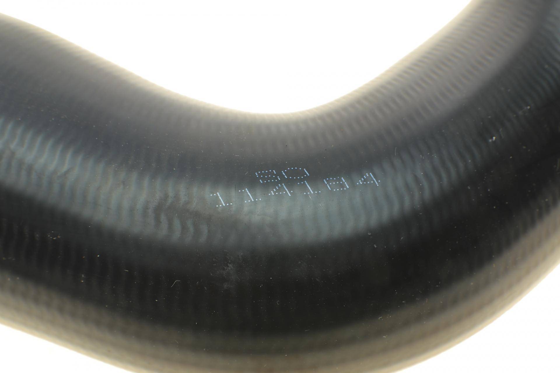 Патрубок інтеркулера (нижній) (R) VW T5/T6 2.0 TDI 09-