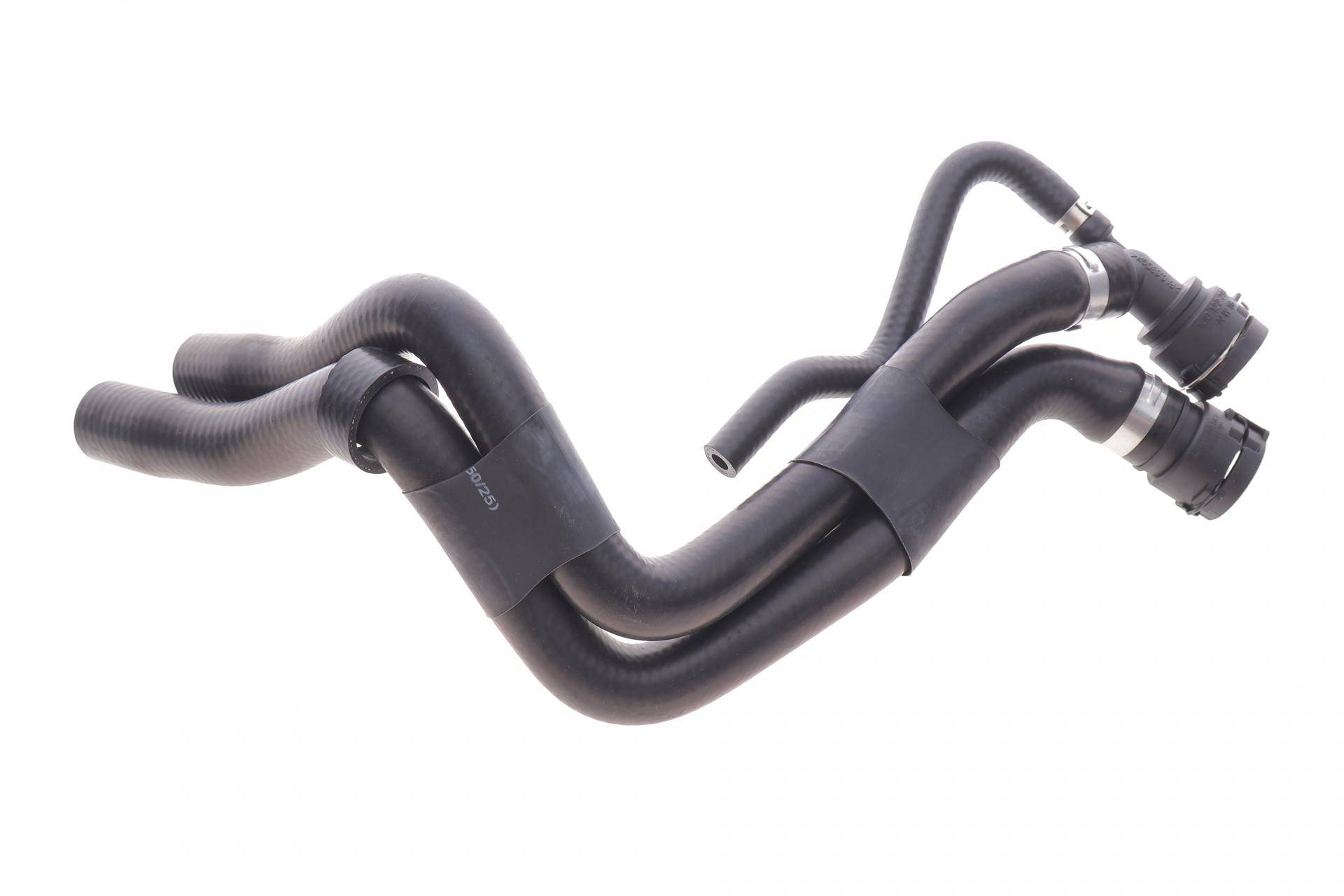 Патрубок системи охолодження Audi A3/Skoda Octavia/VW Golf IV 1.6-2.0 96-07