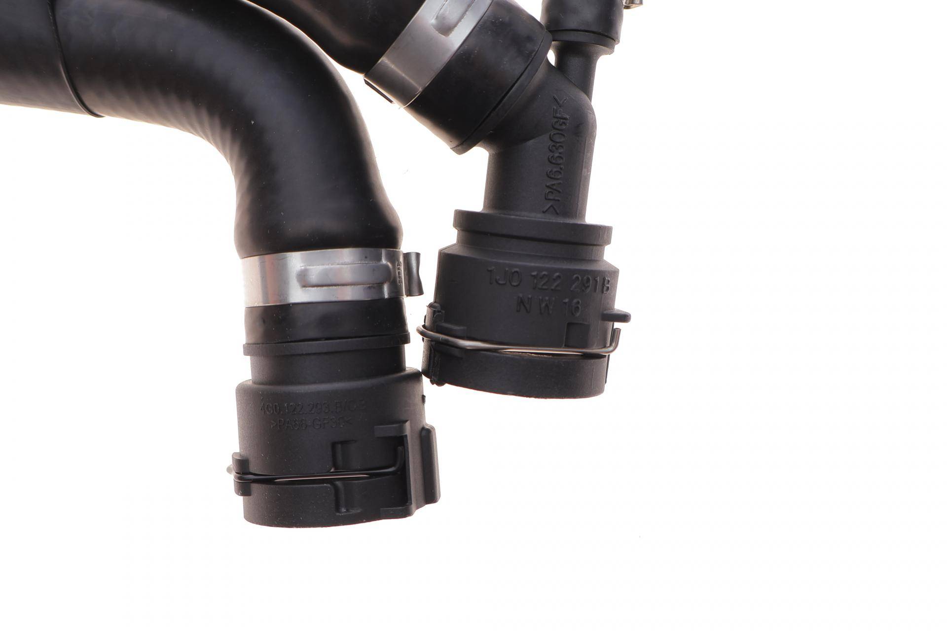 Патрубок системи охолодження Audi A3/Skoda Octavia/VW Golf IV 1.6-2.0 96-07