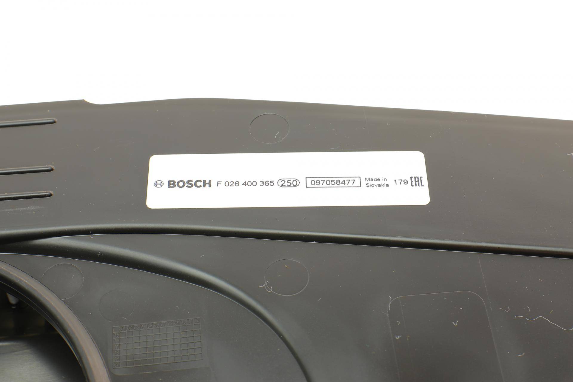 Фільтр повітряний BMW 5 (F10/F07) 2.0d/3.0d 10- (N47/N57)