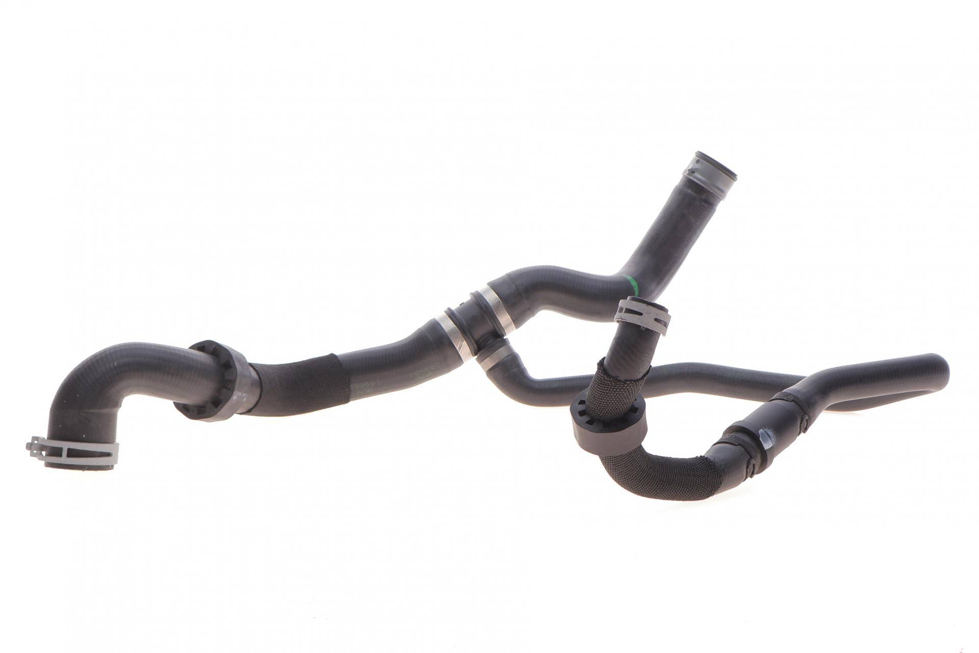 Патрубок системи охолодження MB GL-class/M-class (W164) 05-11