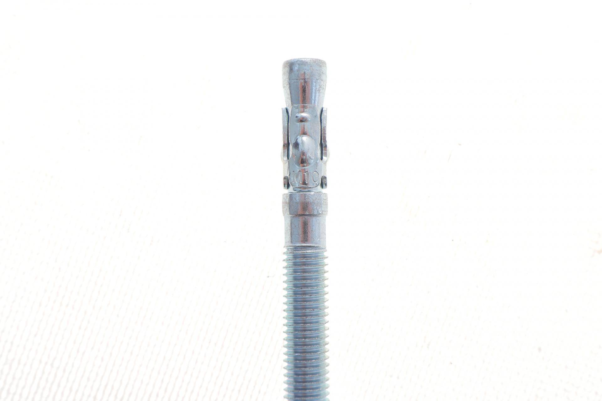 Анкер клиновий однорозпірний з гайкою M10x100/35