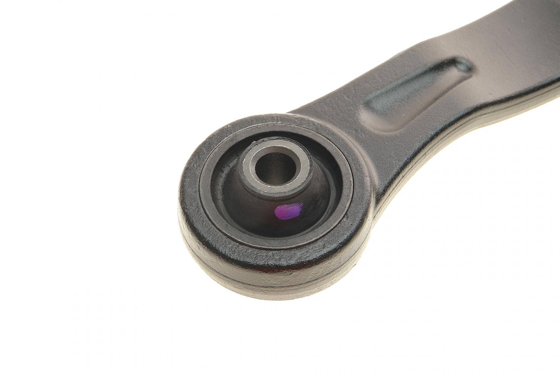 Важіль підвіски (передній/знизу) (R) Peugeot 206 98-