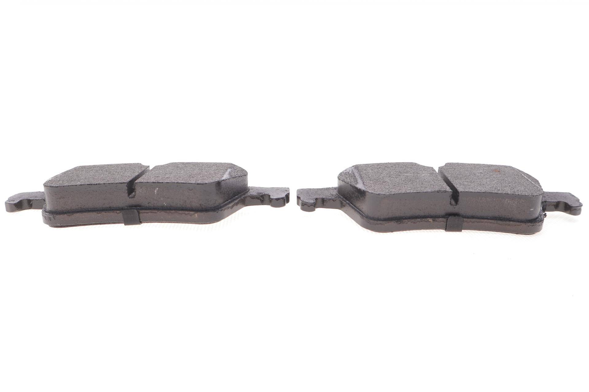 Колодки гальмівні (задні) Ford Connect 13-/Kuga/C-Max 08-/Focus/Mazda 3/5/Volvo C30/S40/V50 03-/V40