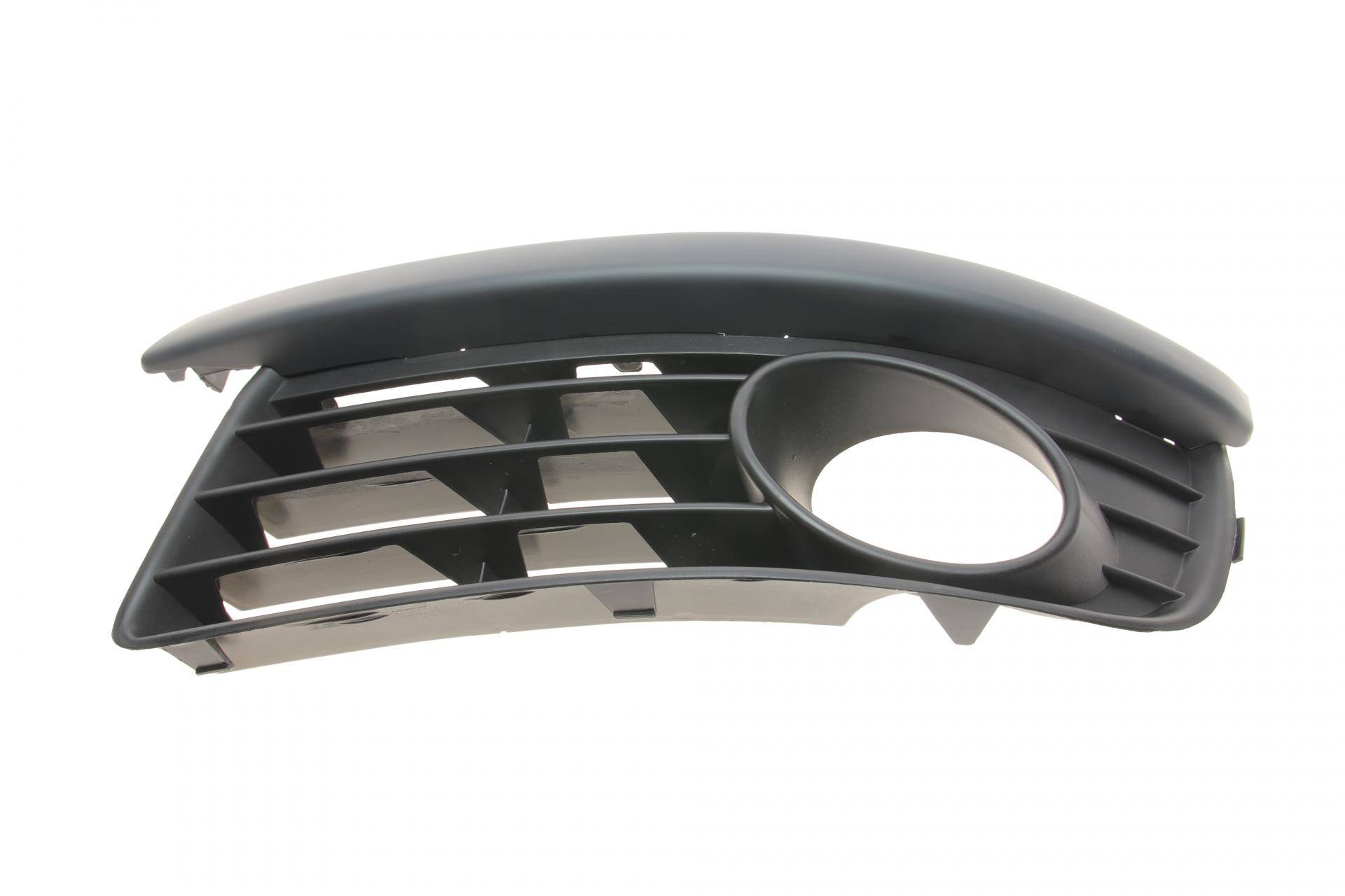 Вставка бампера (під протитуманку) VW Golf V 07-09 (L)