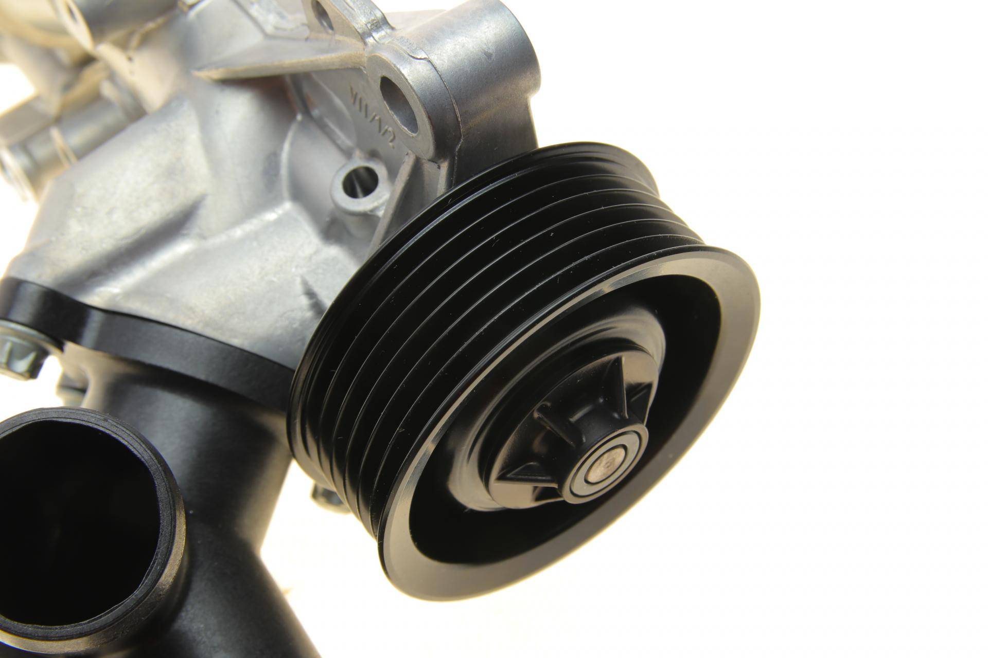 Помпа води MB C-class (W205)/E-class (W213) 15-