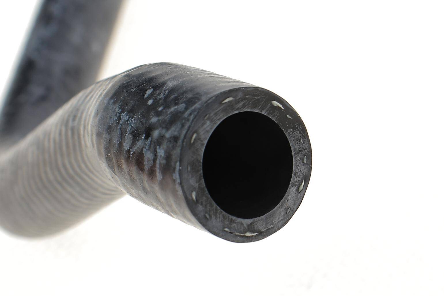 Патрубок радіатора VW Golf III/Passat -99