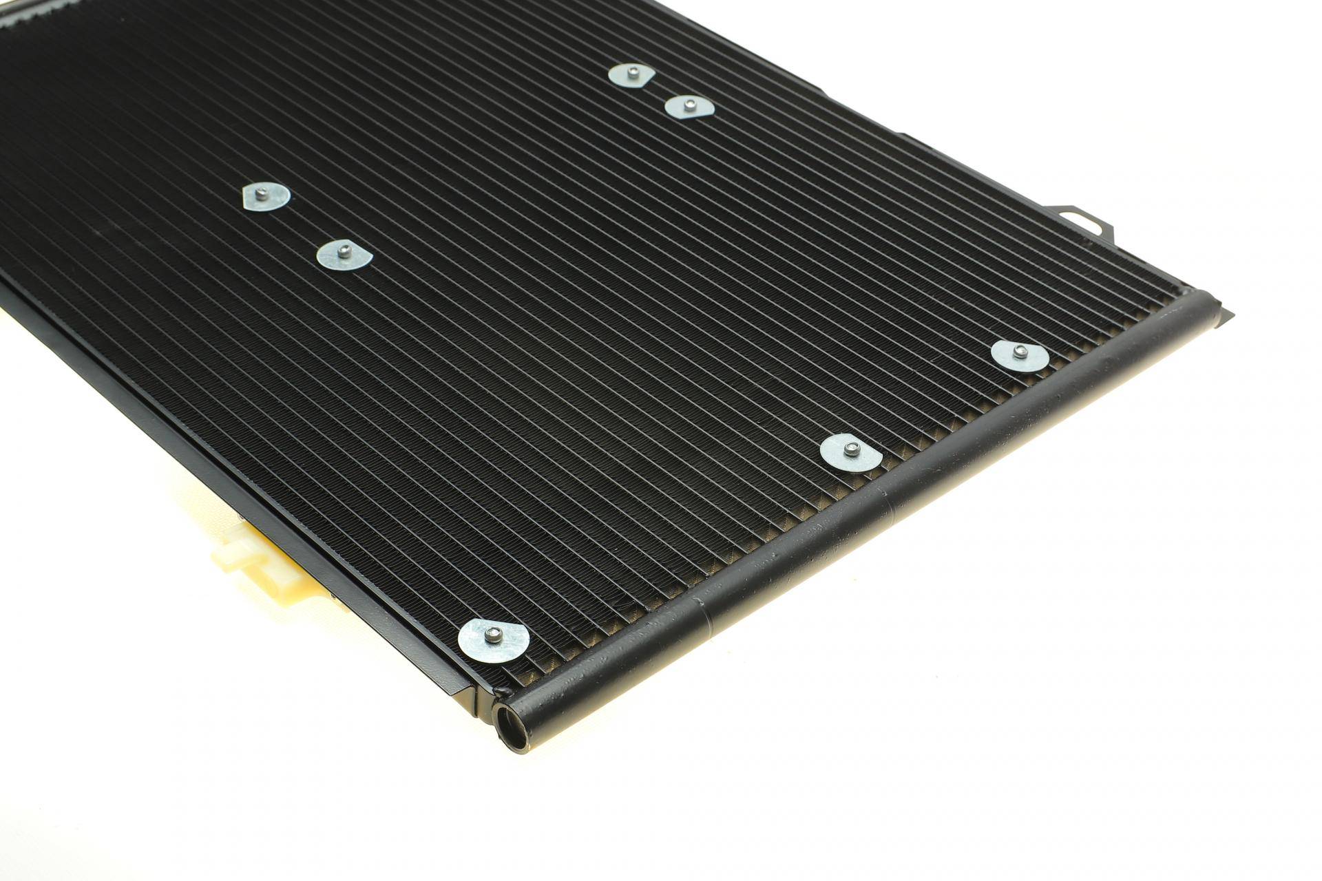 Радіатор кондиціонера MB C-class (W202) 2.0/2.2CDI/2.5TD 95-00 (OM611/M111/OM605)